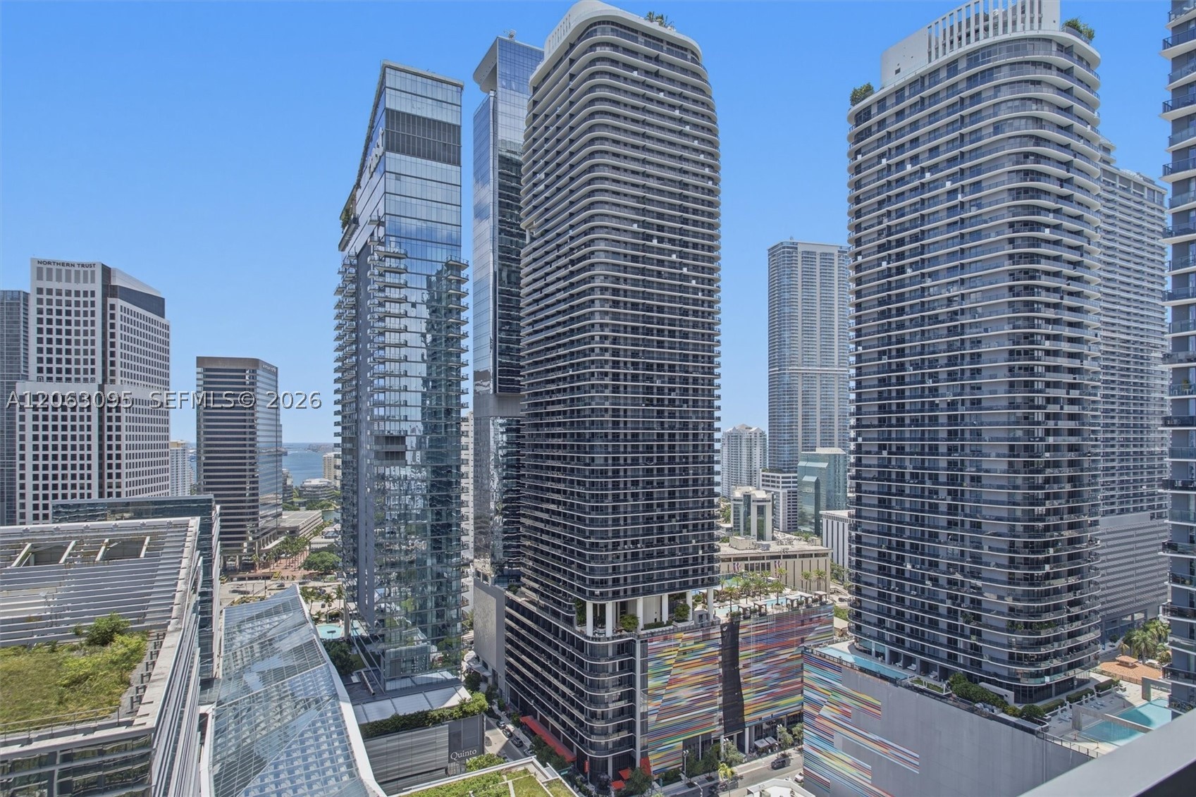 88 SW 7th St #2307, Miami FL 33130