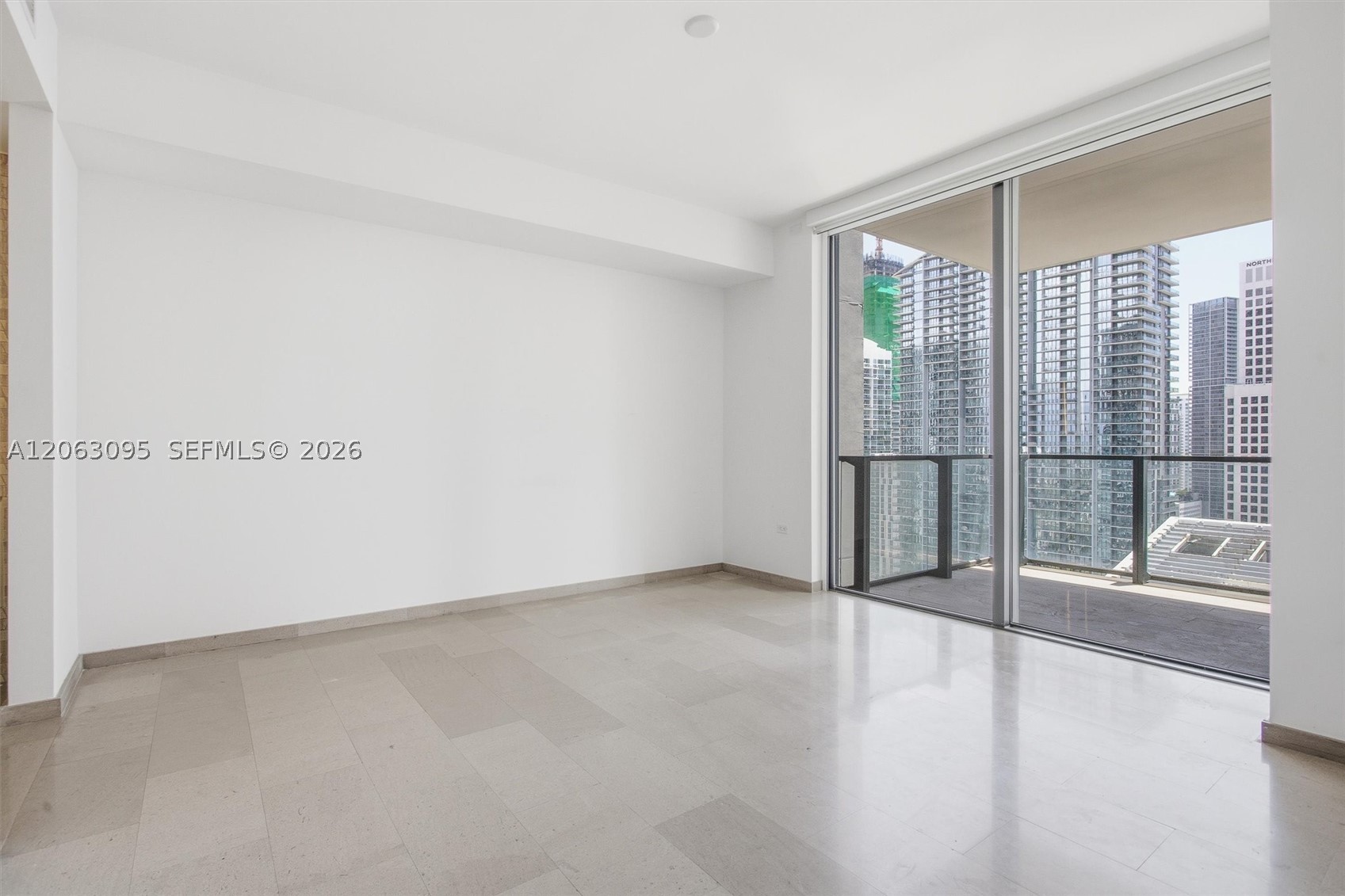 88 SW 7th St #2307, Miami FL 33130