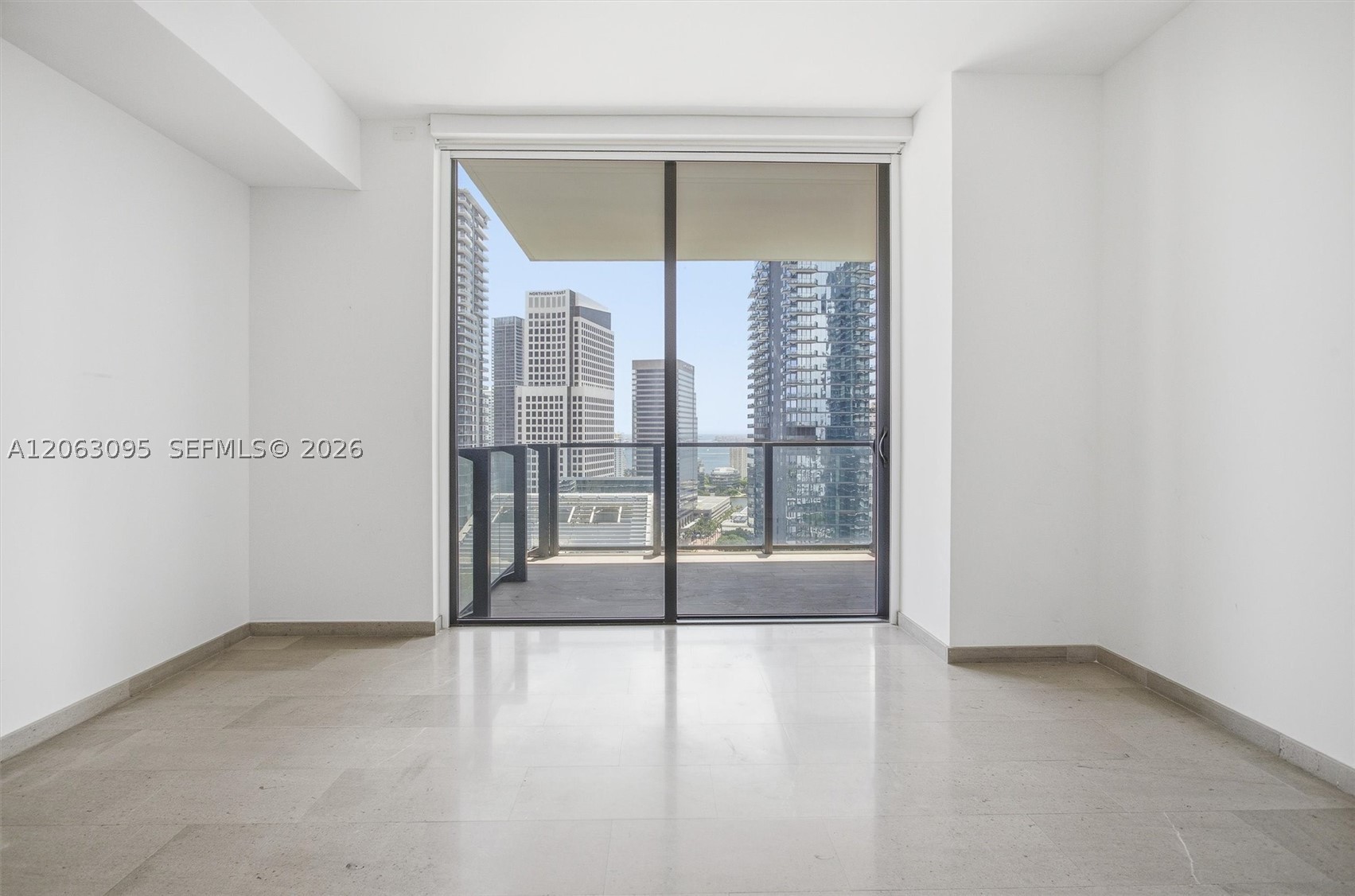 88 SW 7th St #2307, Miami FL 33130