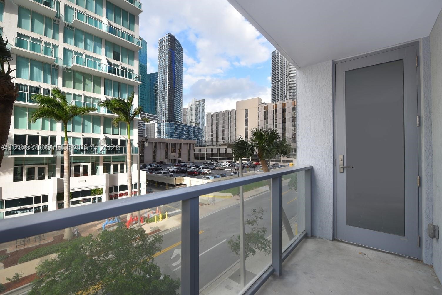 31 SE 6th St #406, Miami FL 33131