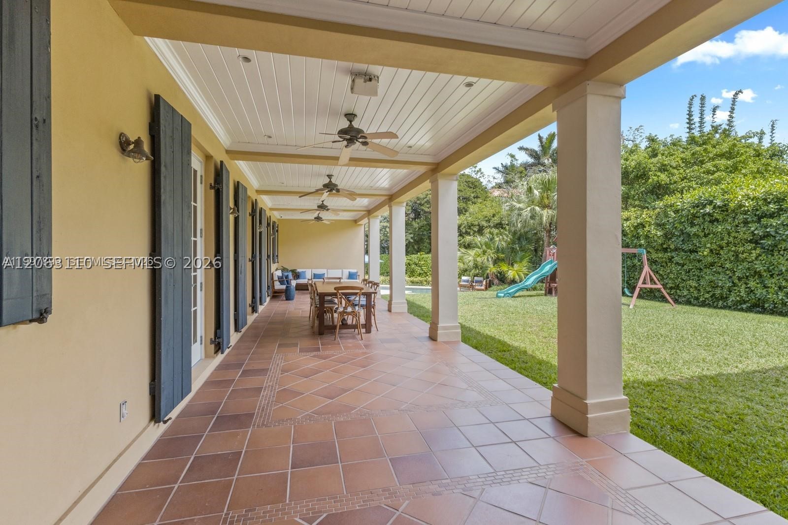 685 Harbor Ln, Key Biscayne FL 33149