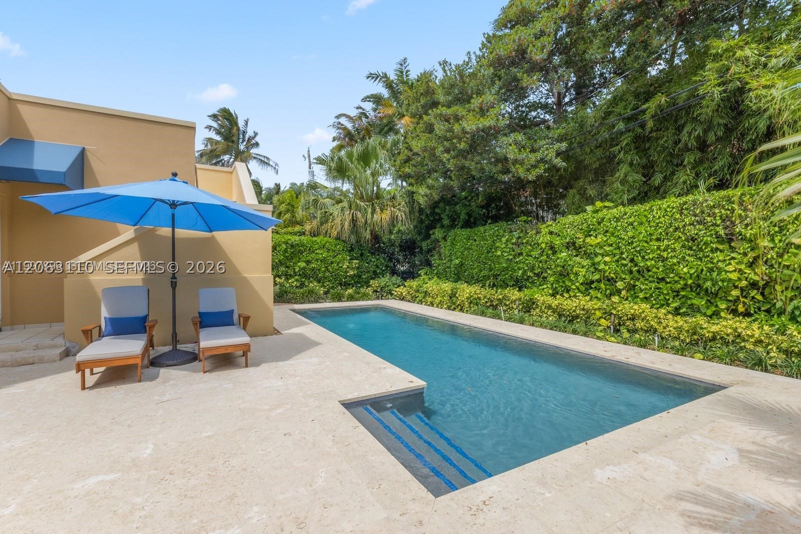 685 Harbor Ln, Key Biscayne FL 33149