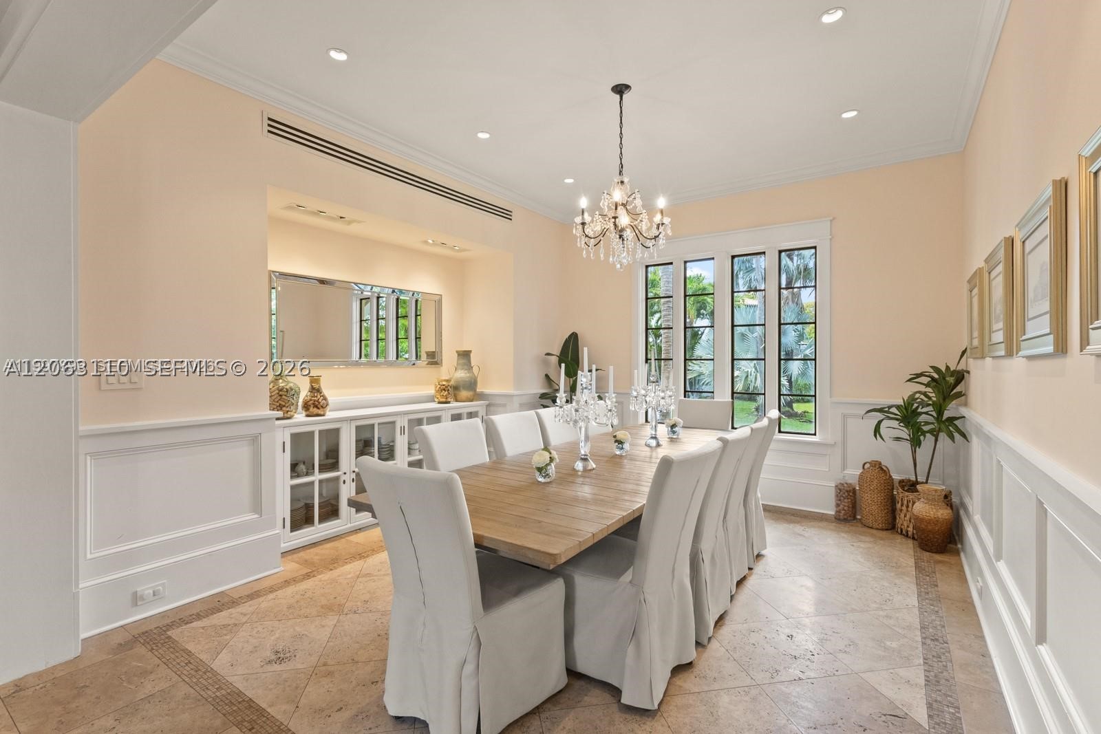 685 Harbor Ln, Key Biscayne FL 33149