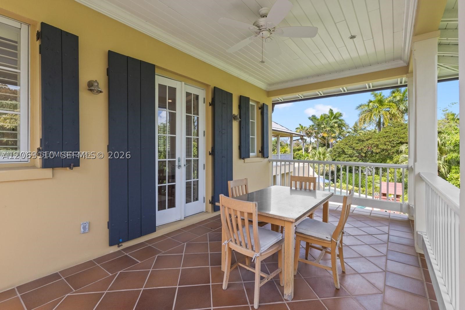685 Harbor Ln, Key Biscayne FL 33149