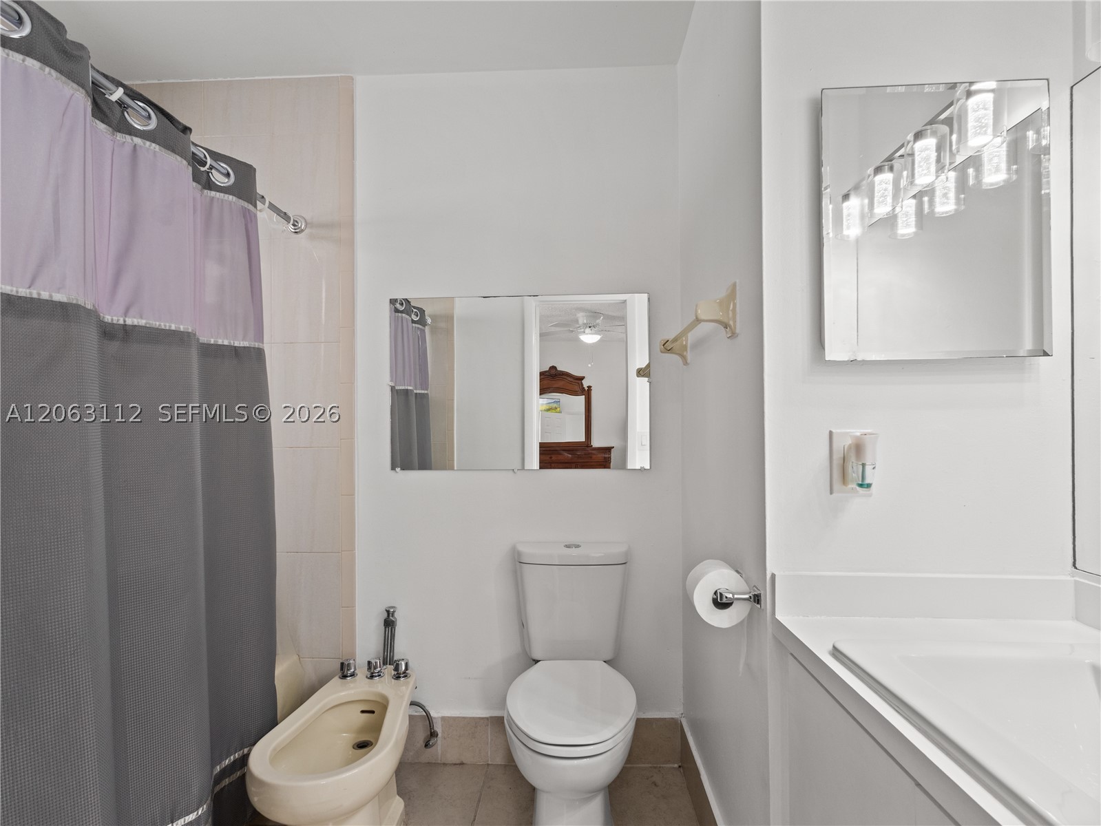 165 SW 113th Ct, Sweetwater FL 33174