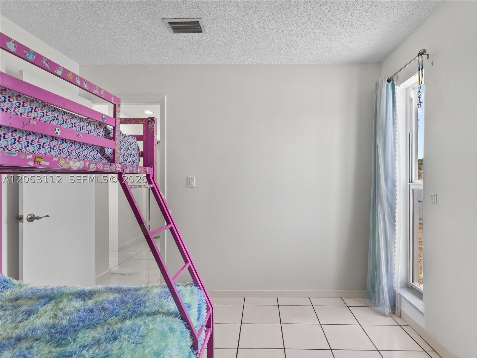 165 SW 113th Ct, Sweetwater FL 33174