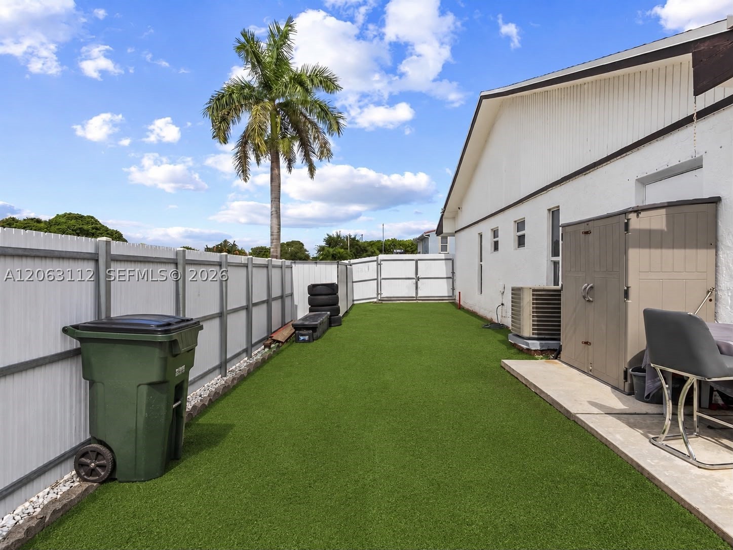 165 SW 113th Ct, Sweetwater FL 33174