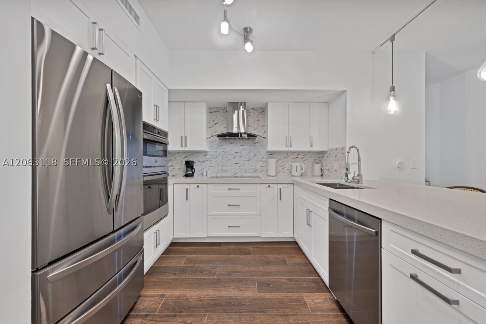 19601 E Country Club Dr #7108, Aventura FL 33180