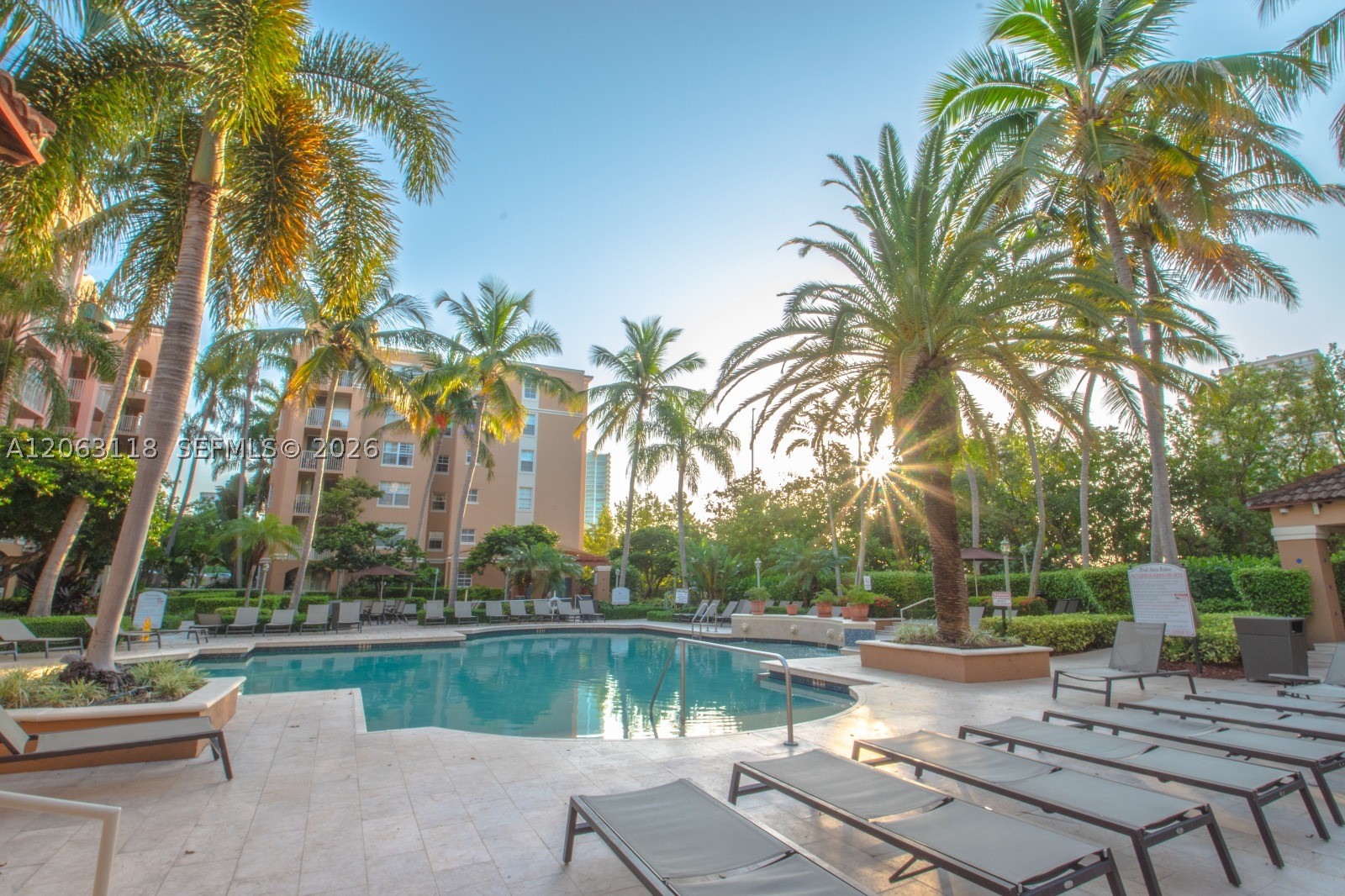 19601 E Country Club Dr #7108, Aventura FL 33180