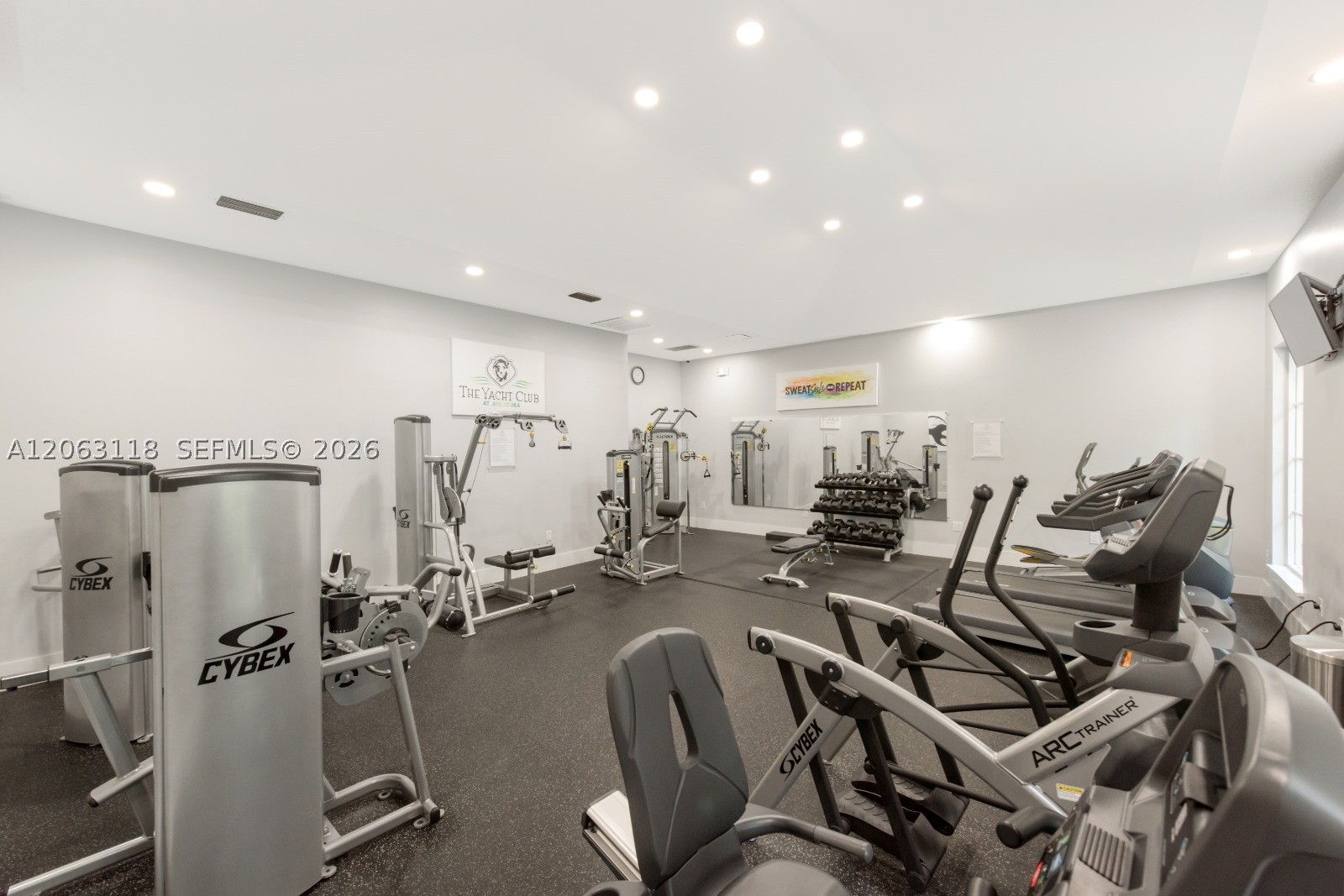 19601 E Country Club Dr #7108, Aventura FL 33180