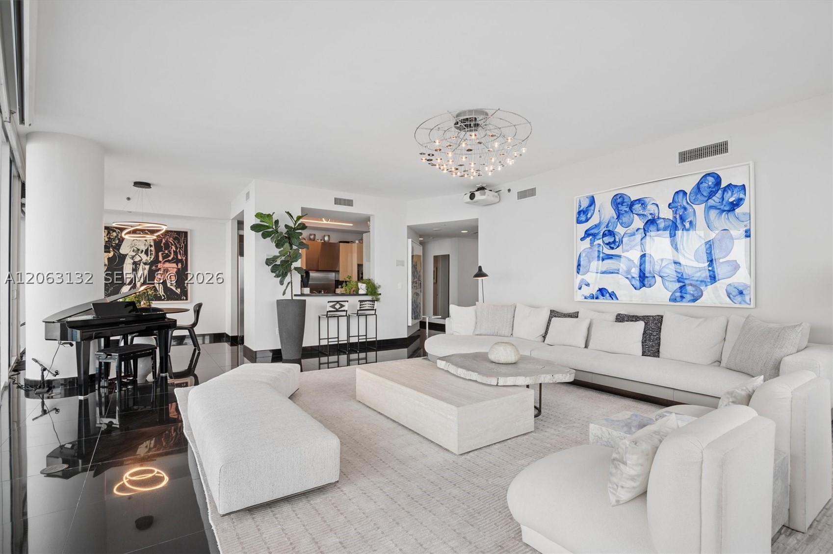 100 S Pointe Dr #3906, Miami Beach FL 33139