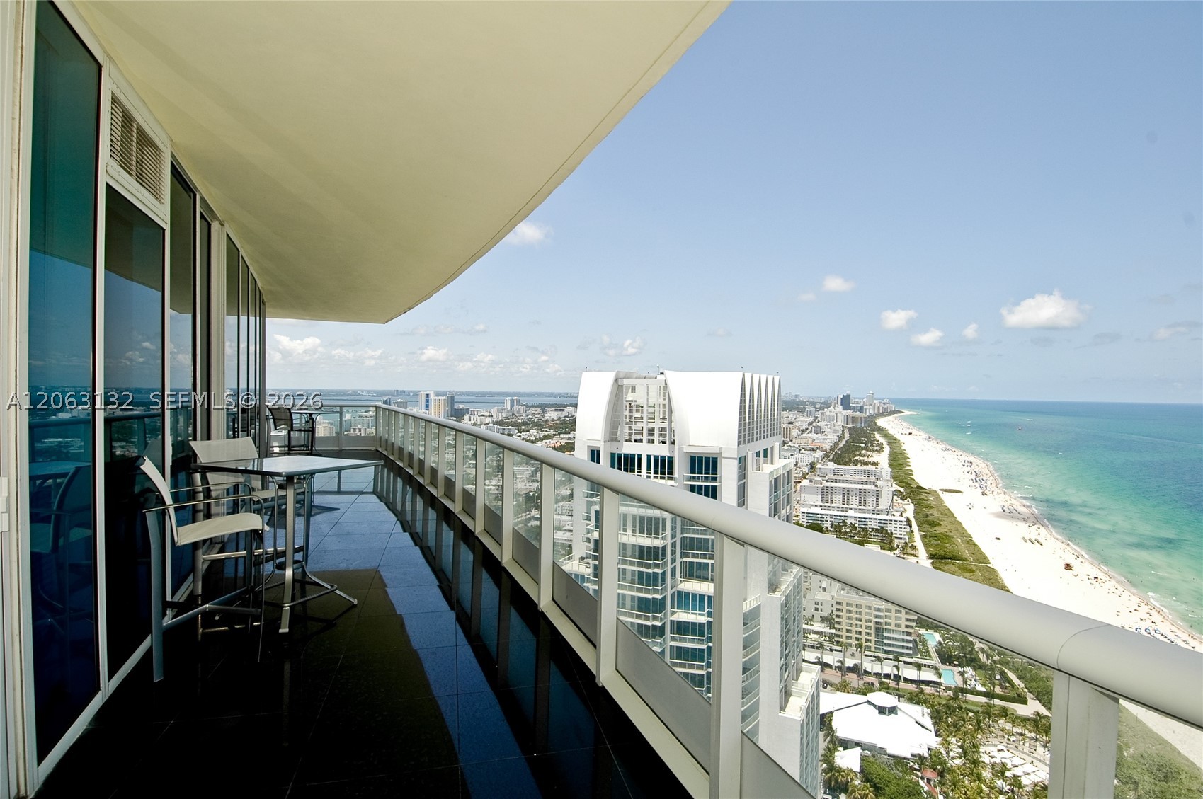 100 S Pointe Dr #3906, Miami Beach FL 33139