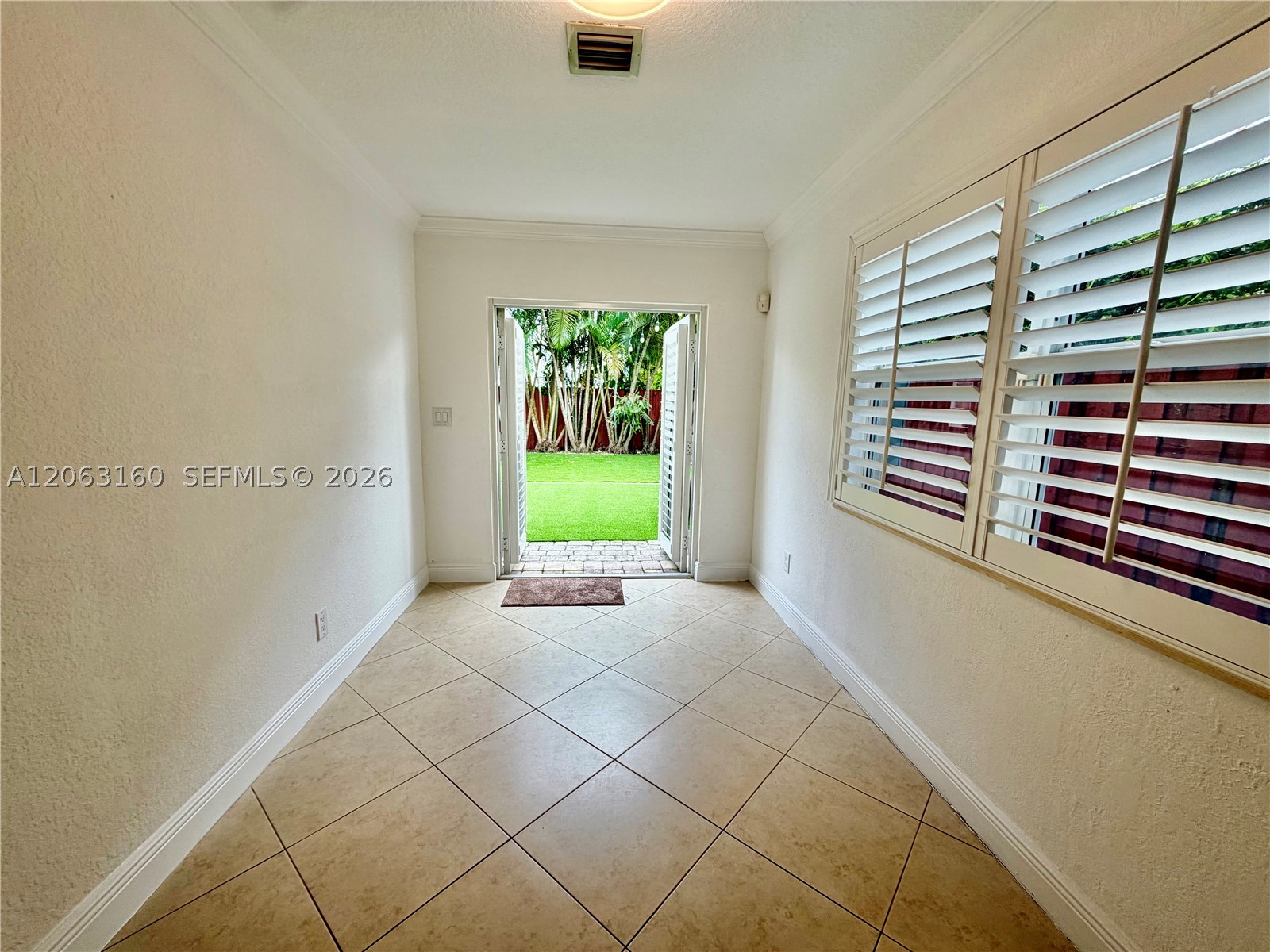 5744 SW 54th Ter #0, Miami FL 33155