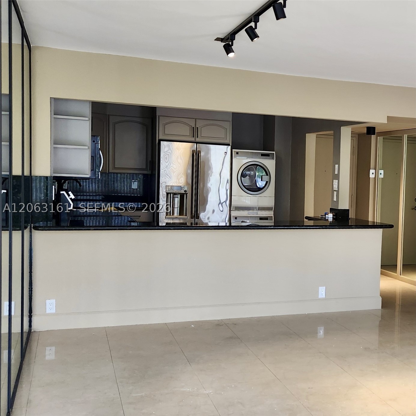 1901 Brickell Ave #B512, Miami FL 33129