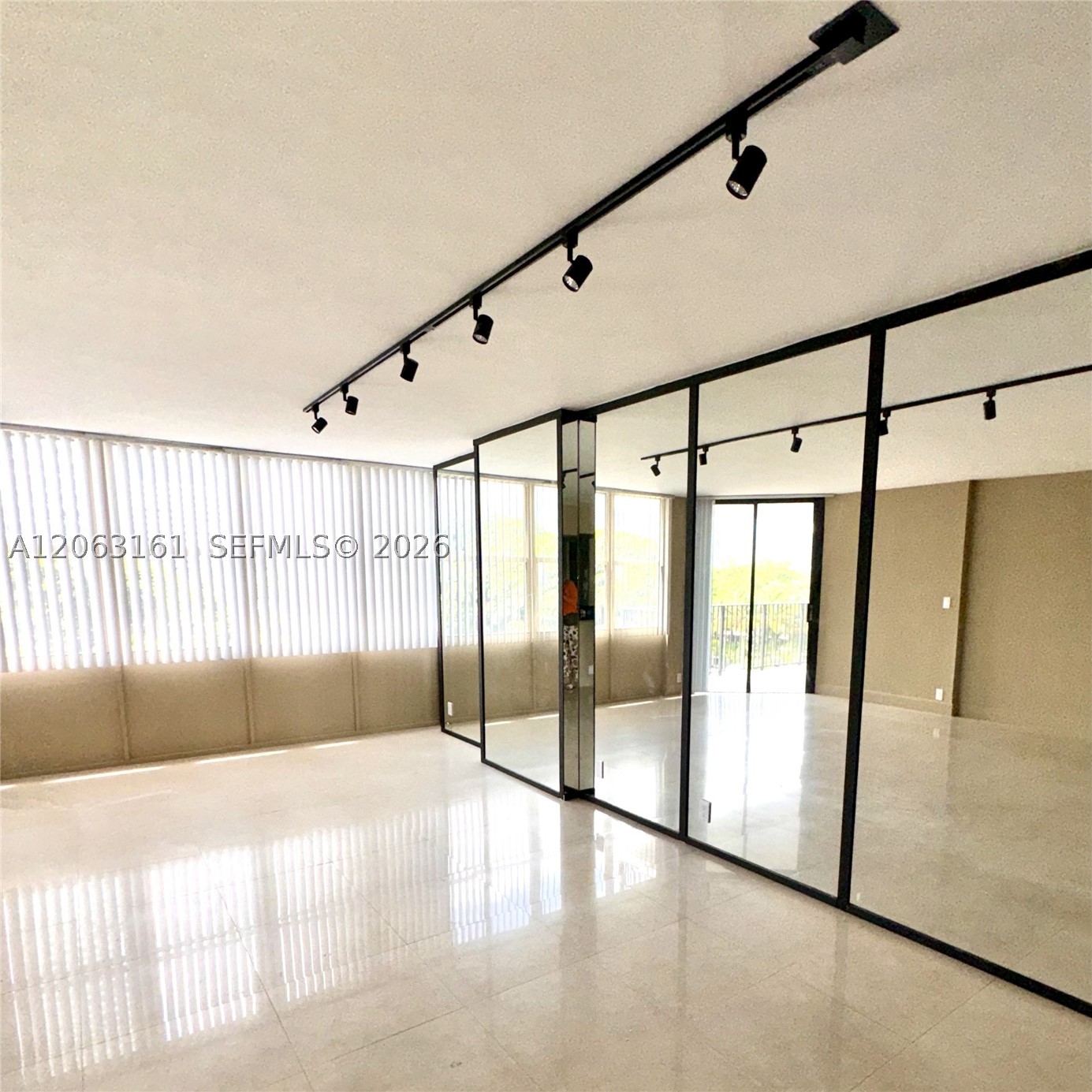 1901 Brickell Ave #B512, Miami FL 33129