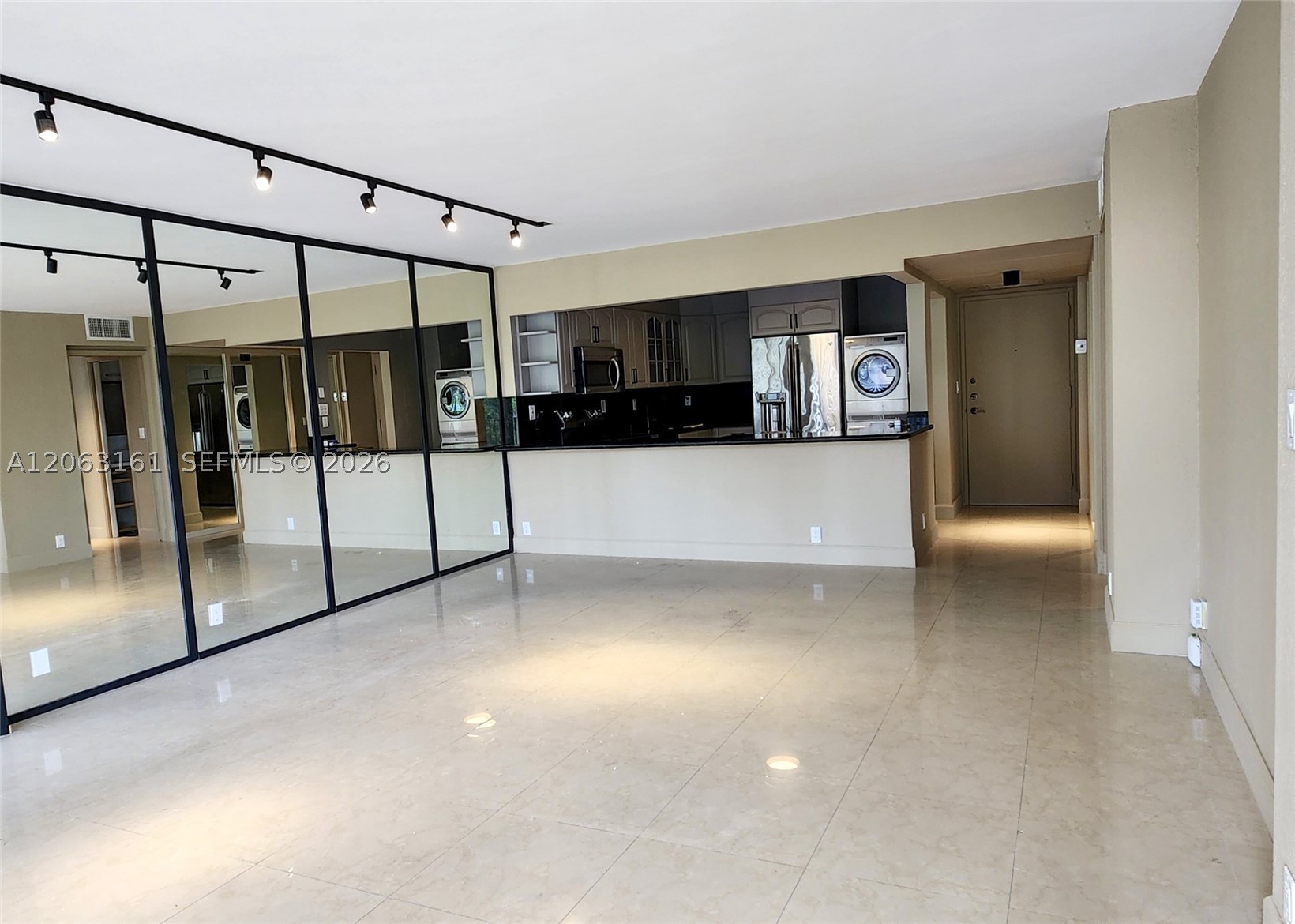 1901 Brickell Ave #B512, Miami FL 33129