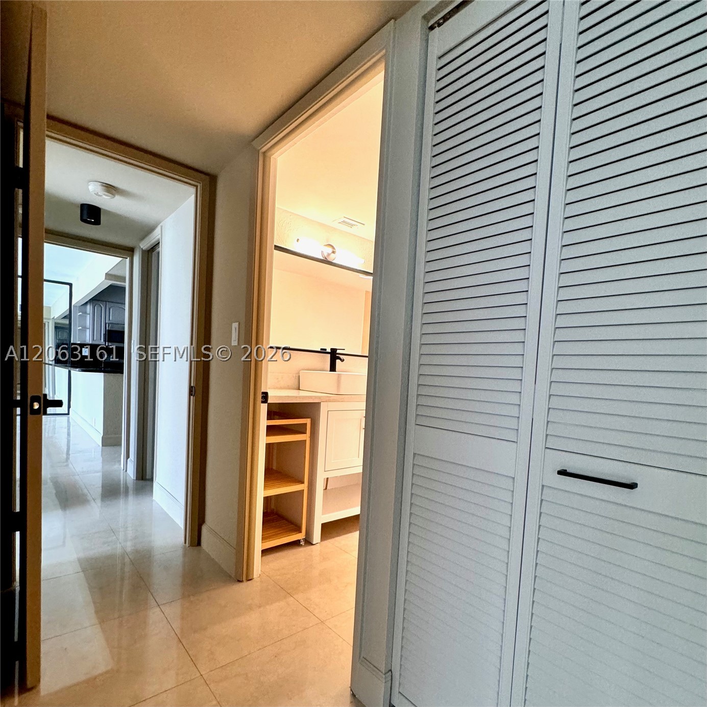 1901 Brickell Ave #B512, Miami FL 33129