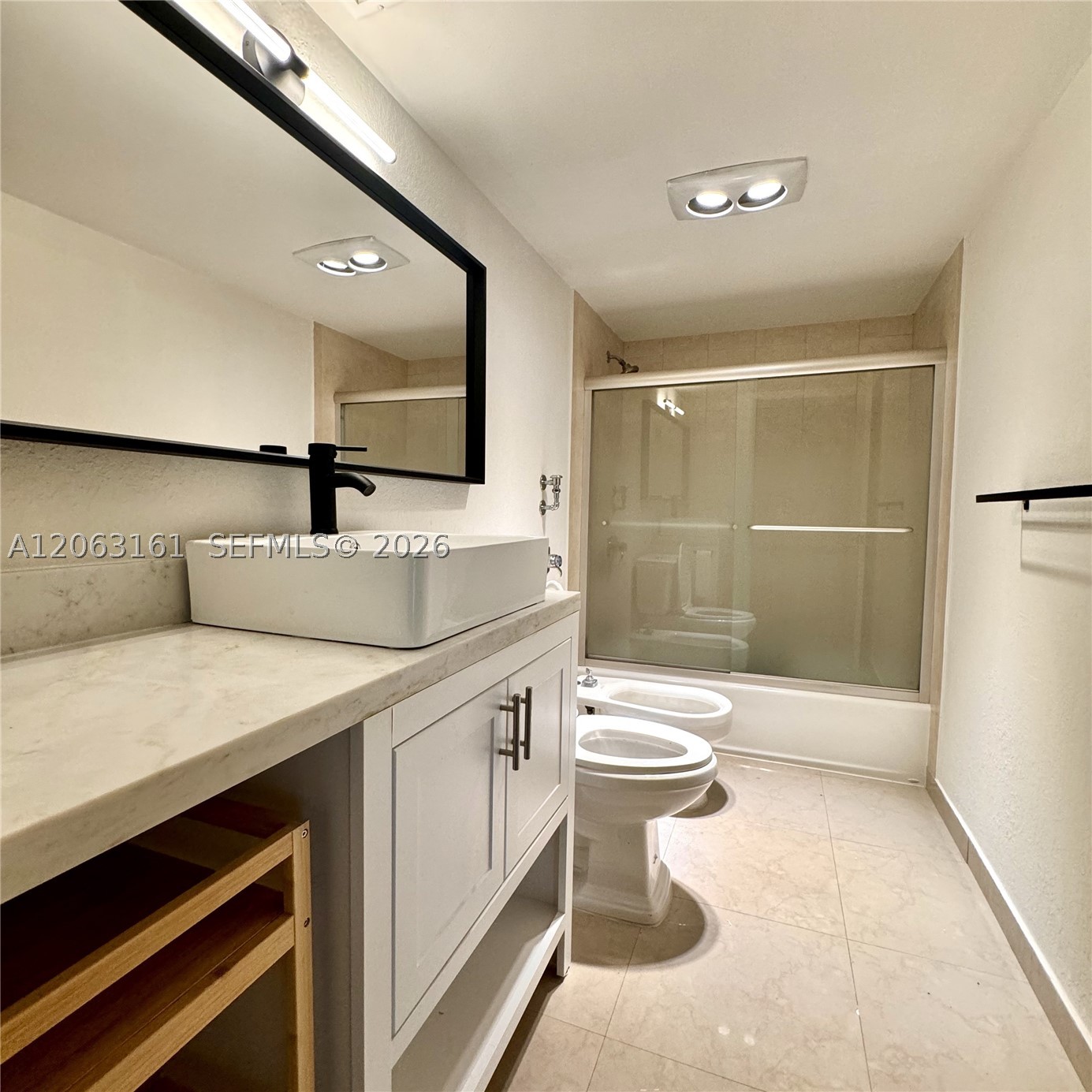 1901 Brickell Ave #B512, Miami FL 33129