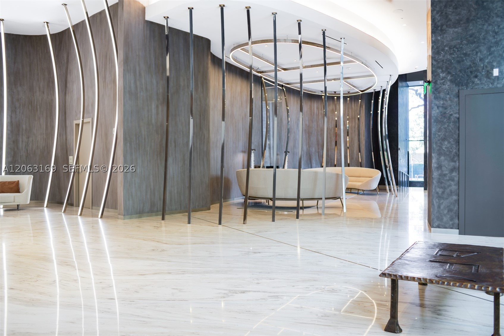 1000 Brickell Plz #4205, Miami FL 33131