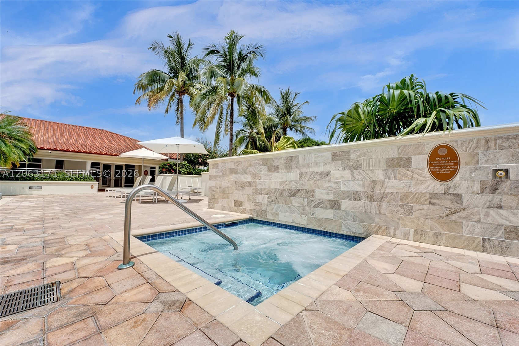 19900 E Country Club Dr #TS16, Aventura FL 33180