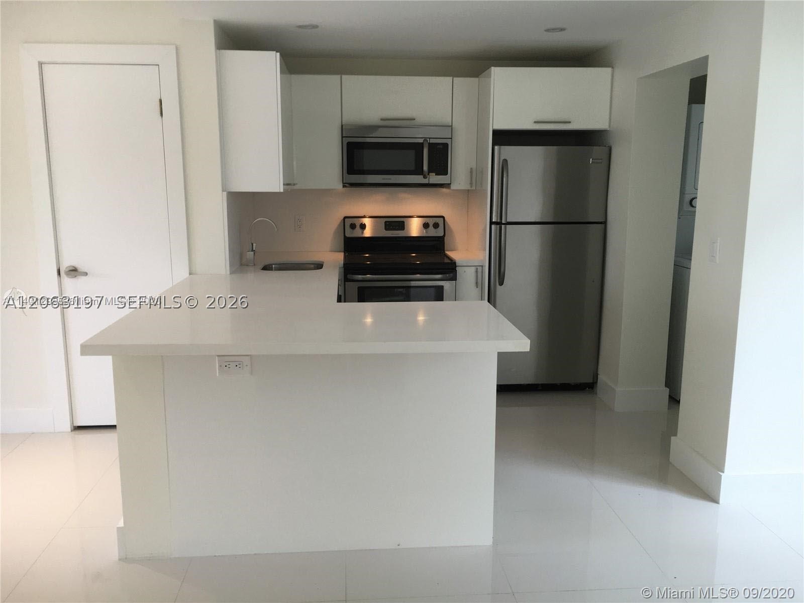 1620 Bay Rd, Miami Beach FL 33139