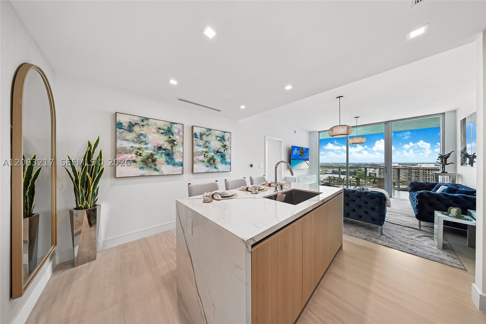 2411 Laguna Circle #2010, Miami FL 33181
