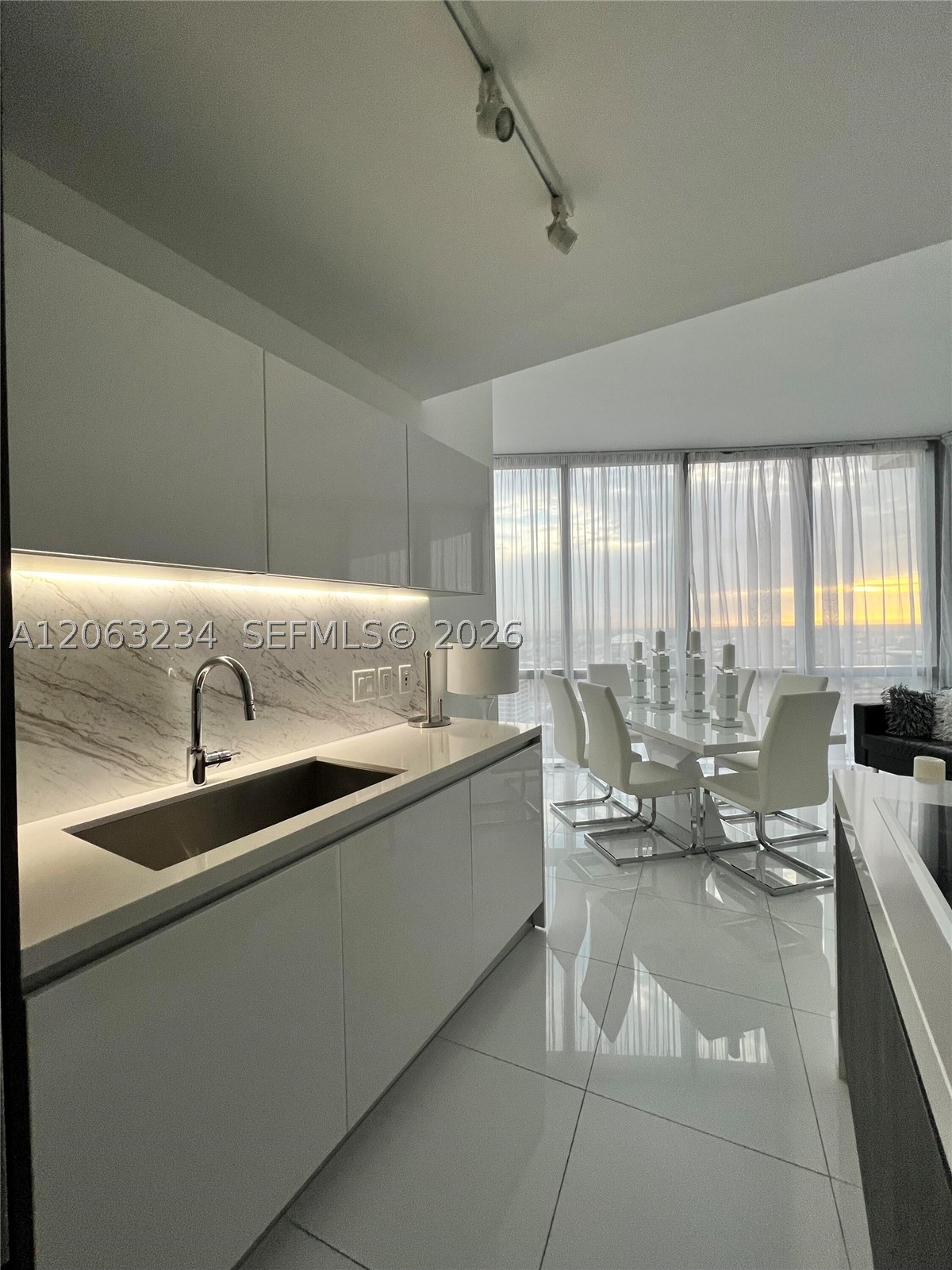 851 NE 1st Ave #3510, Miami FL 33132
