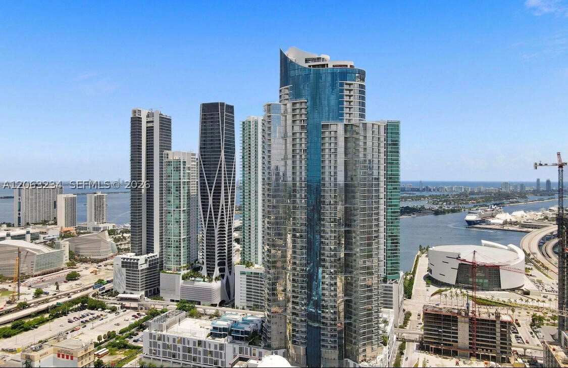 851 NE 1st Ave #3510, Miami FL 33132