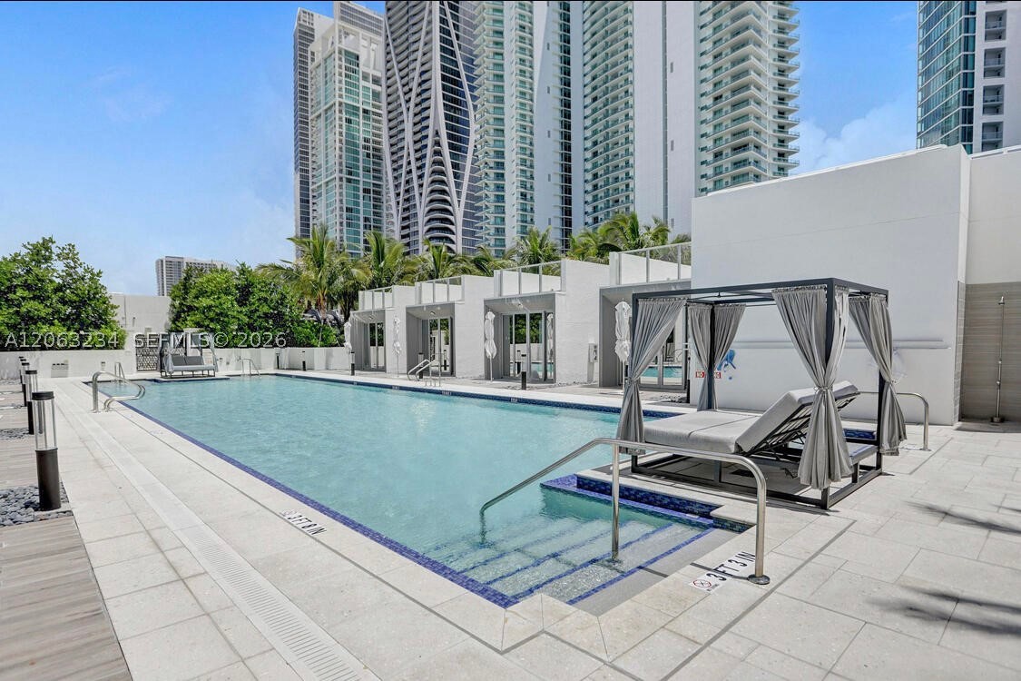 851 NE 1st Ave #3510, Miami FL 33132