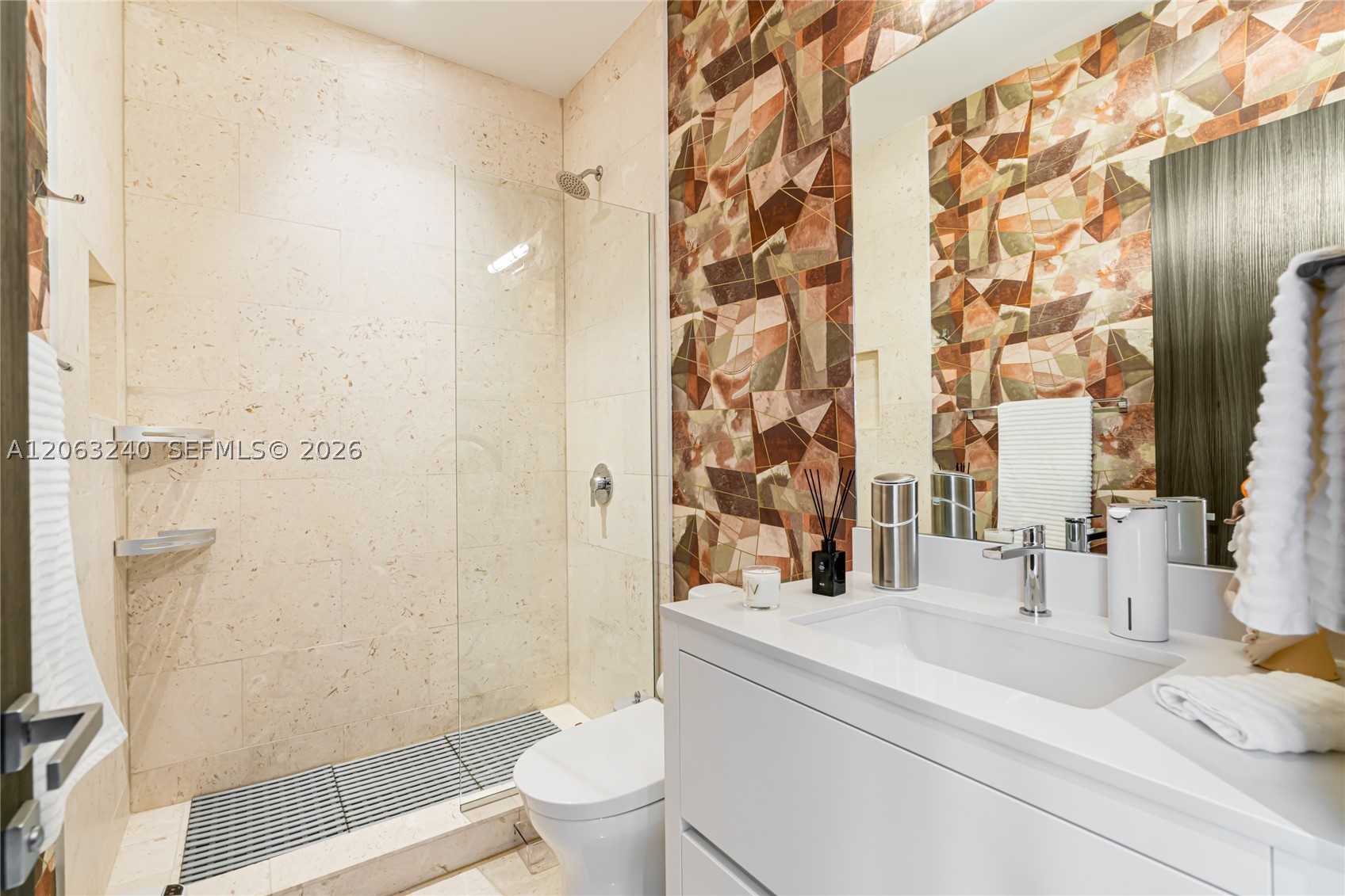 3581 E Glencoe St #505, Miami FL 33133