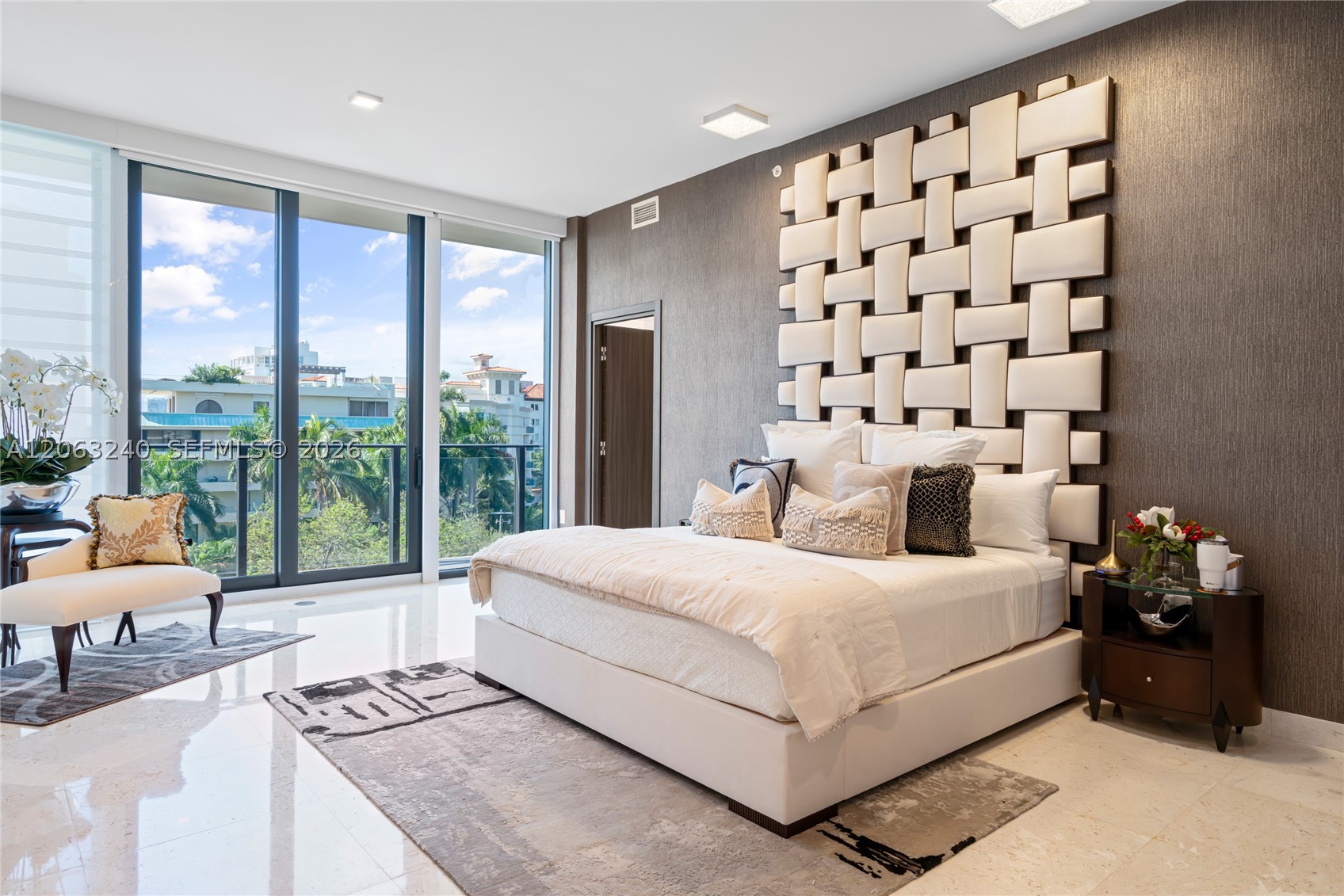 3581 E Glencoe St #505, Miami FL 33133