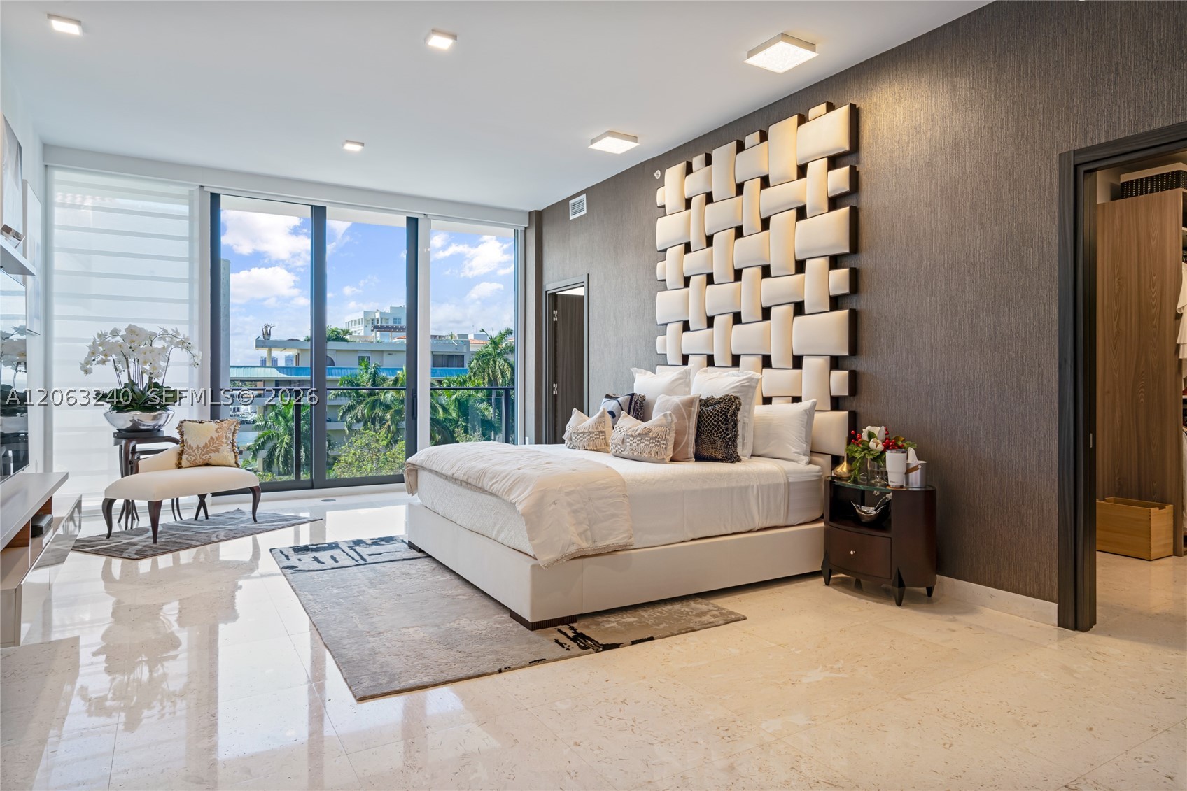3581 E Glencoe St #505, Miami FL 33133