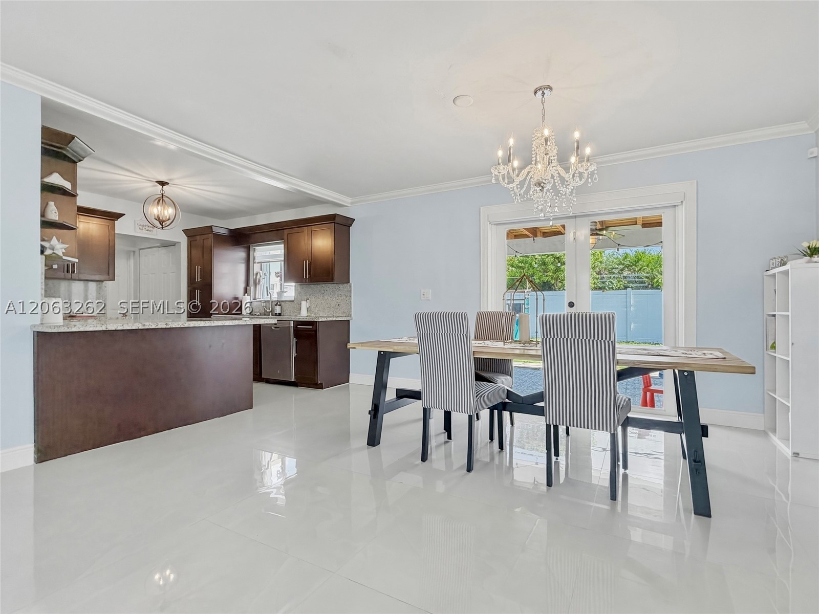 8625 SW 42nd St, Miami FL 33155