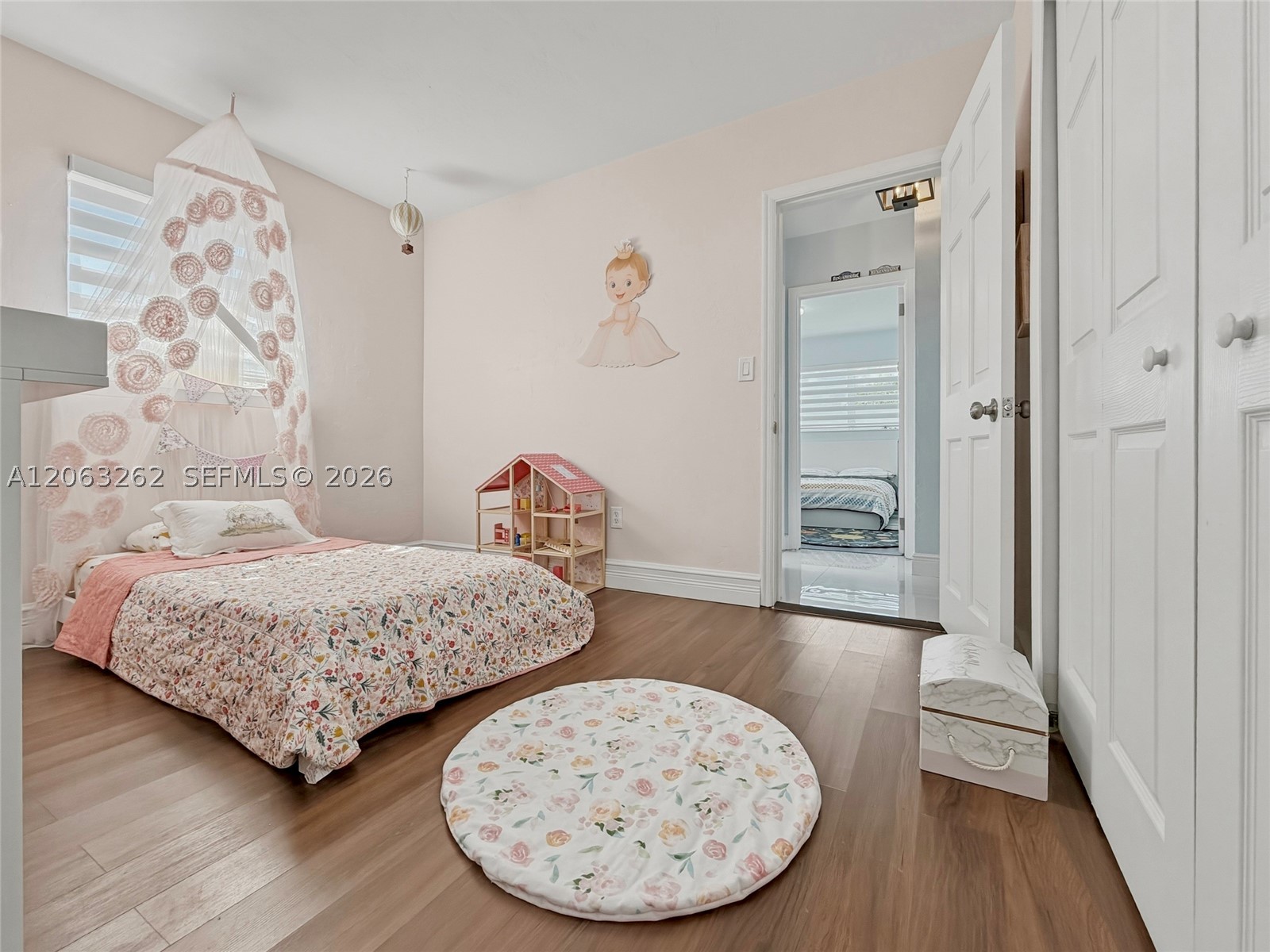 8625 SW 42nd St, Miami FL 33155