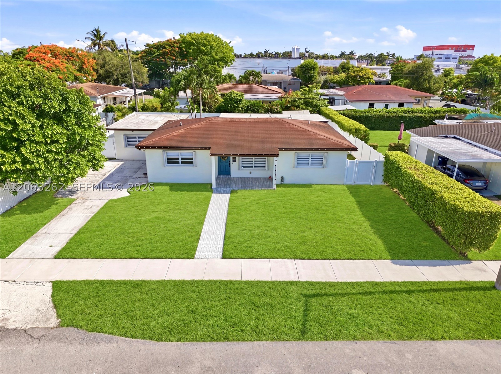 8625 SW 42nd St, Miami FL 33155