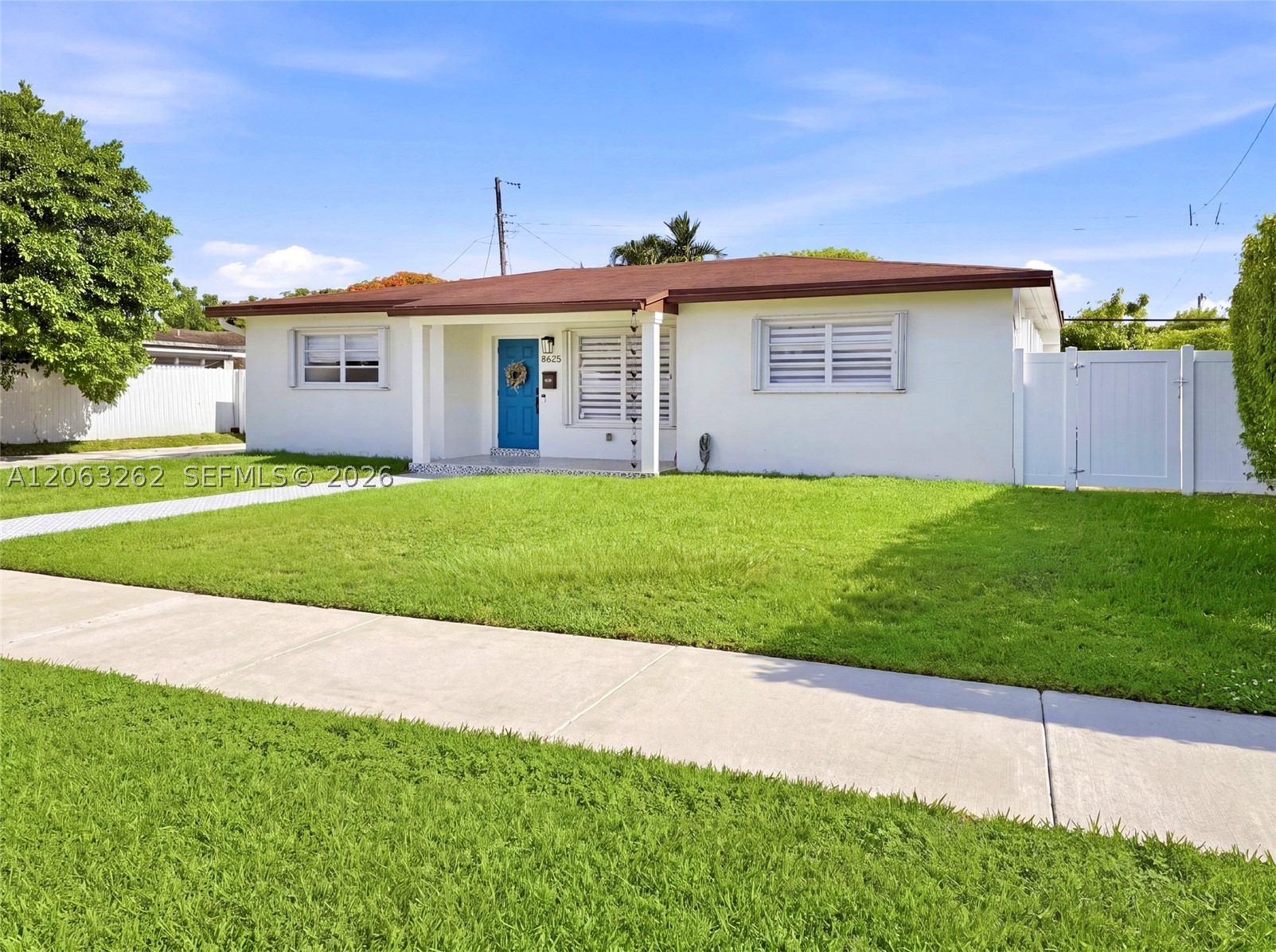 8625 SW 42nd St, Miami FL 33155