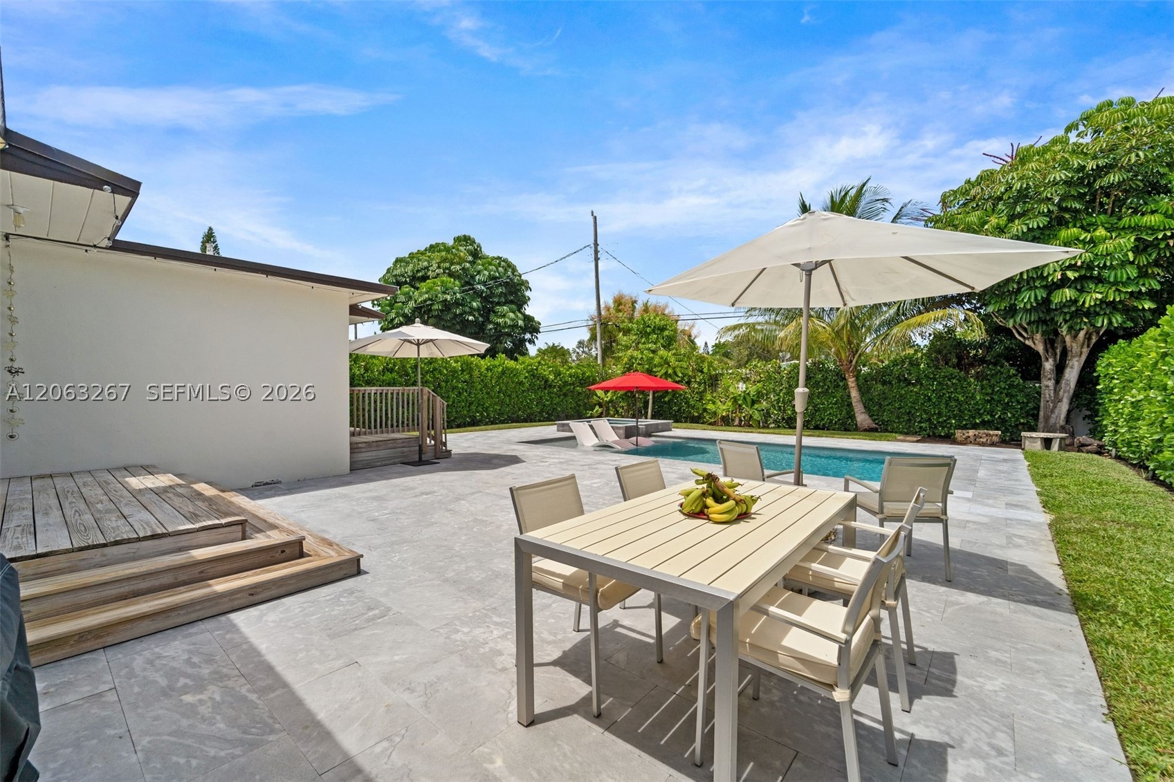 1433 NE 17th Way, Fort Lauderdale FL 33304