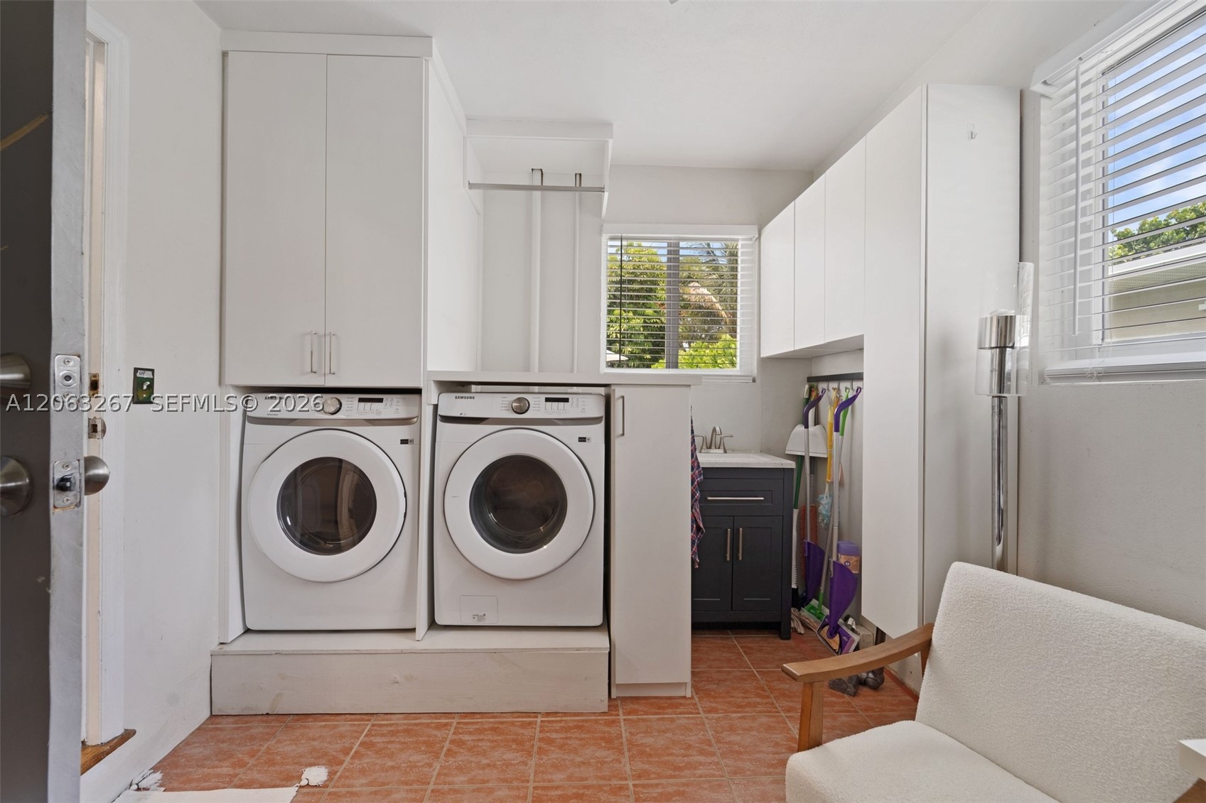 1433 NE 17th Way, Fort Lauderdale FL 33304