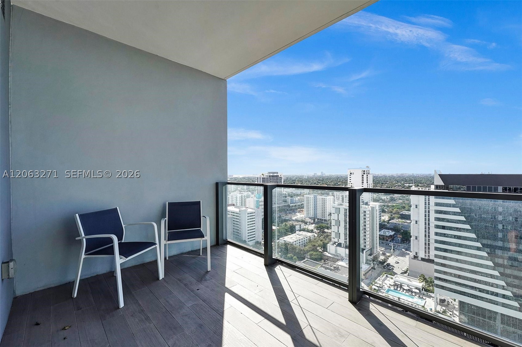 88 SW 7th St #2106, Miami FL 33130