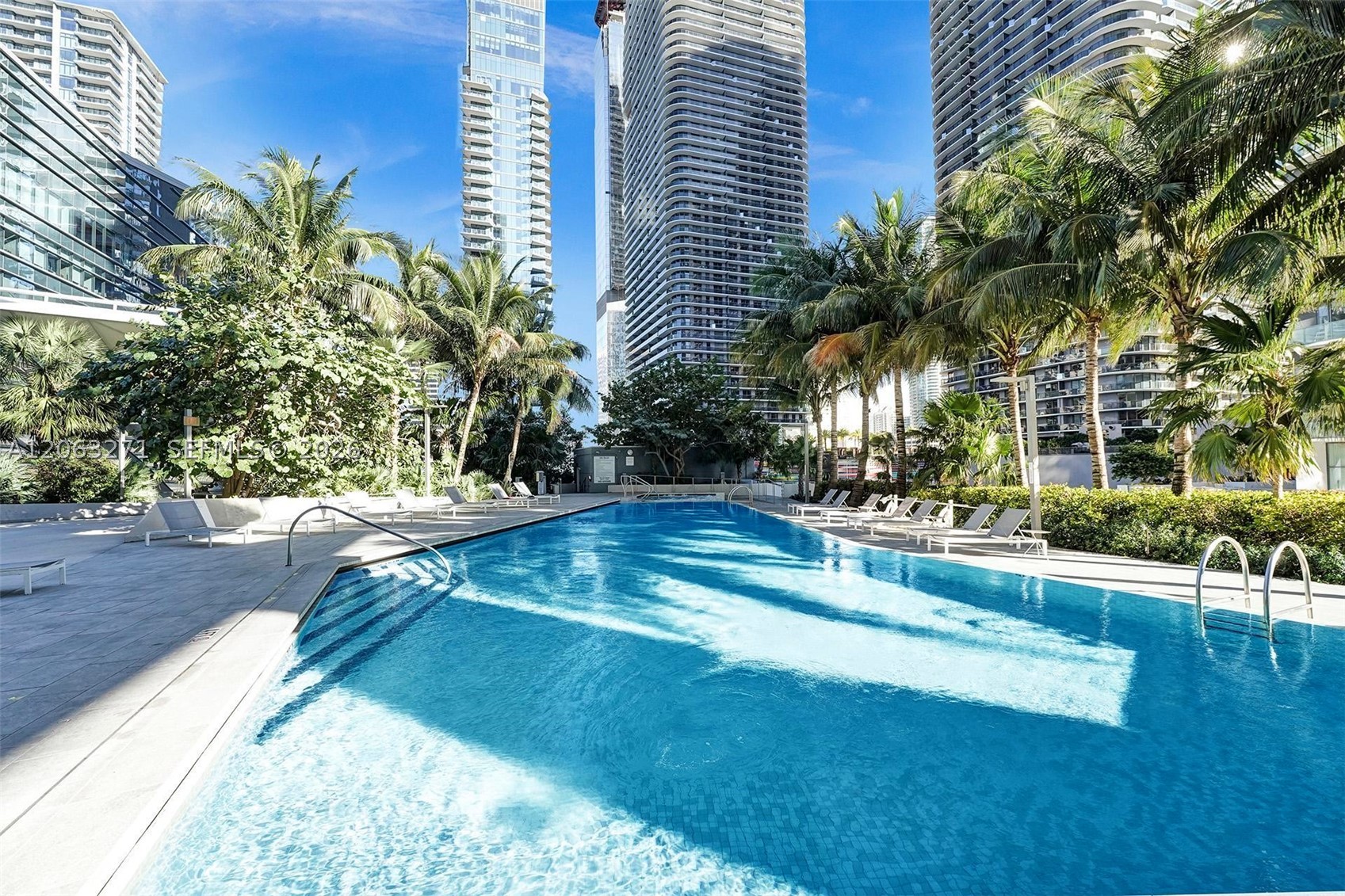88 SW 7th St #2106, Miami FL 33130