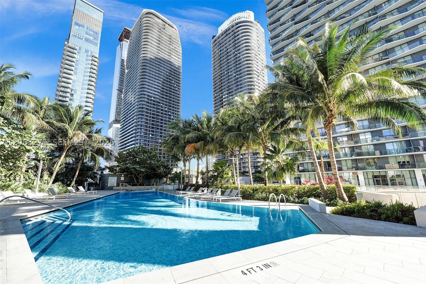 88 SW 7th St #2106, Miami FL 33130