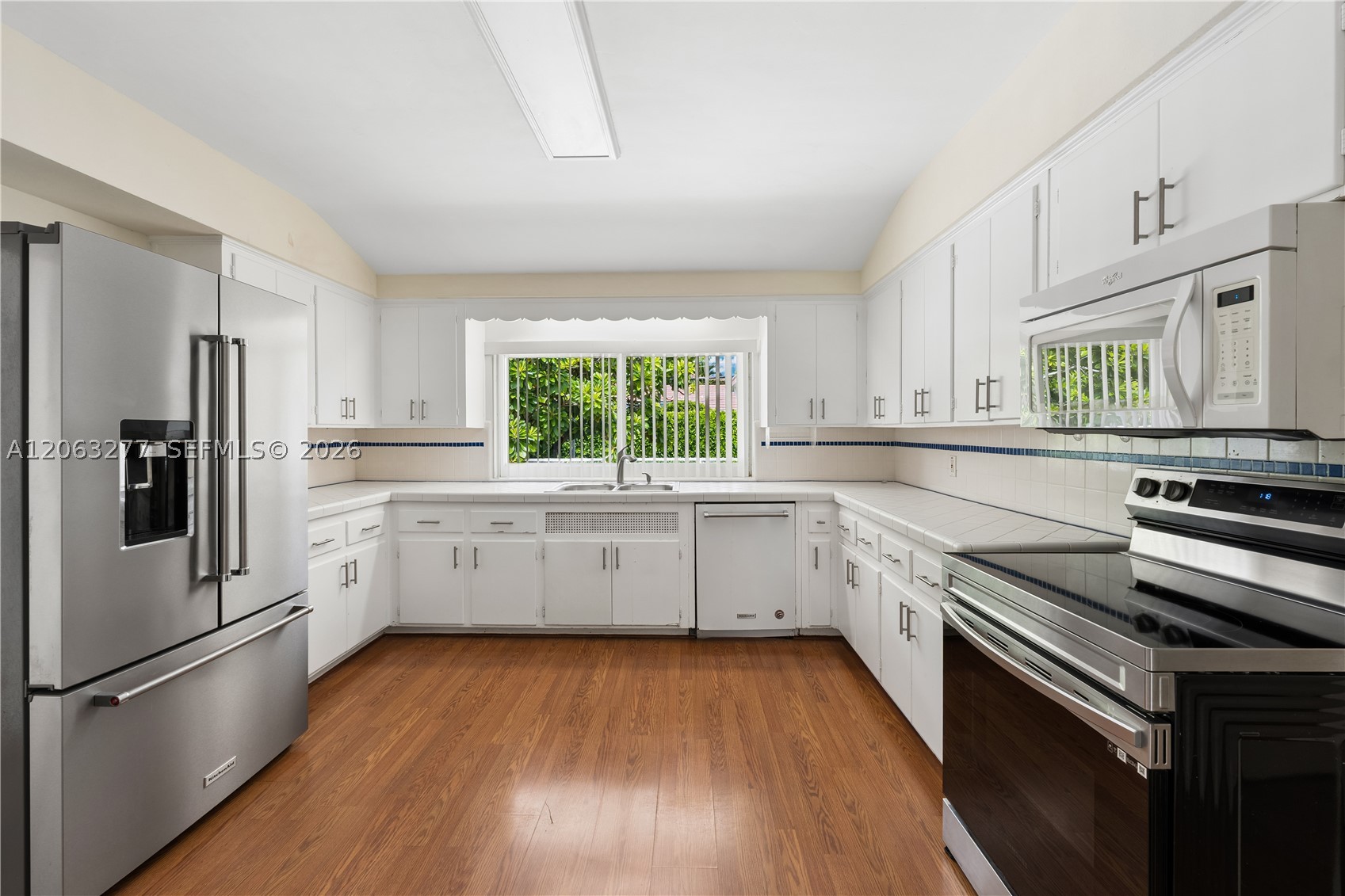 2514 E Granada Blvd #n/a, Coral Gables FL 33134
