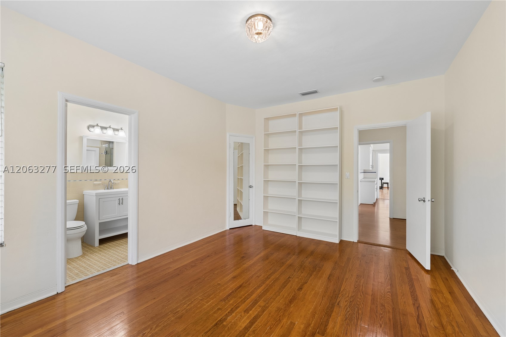 2514 E Granada Blvd #n/a, Coral Gables FL 33134