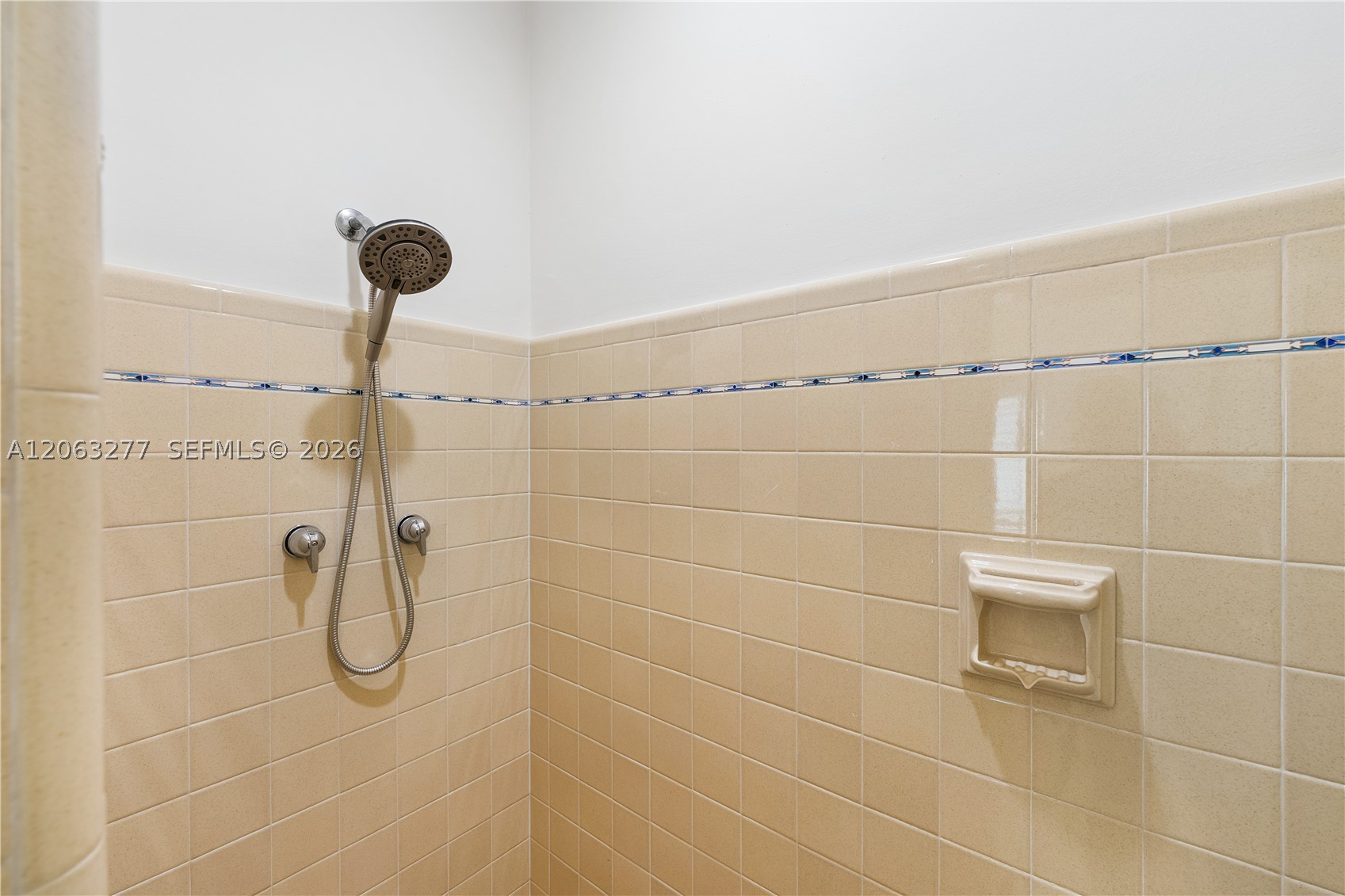 2514 E Granada Blvd #n/a, Coral Gables FL 33134