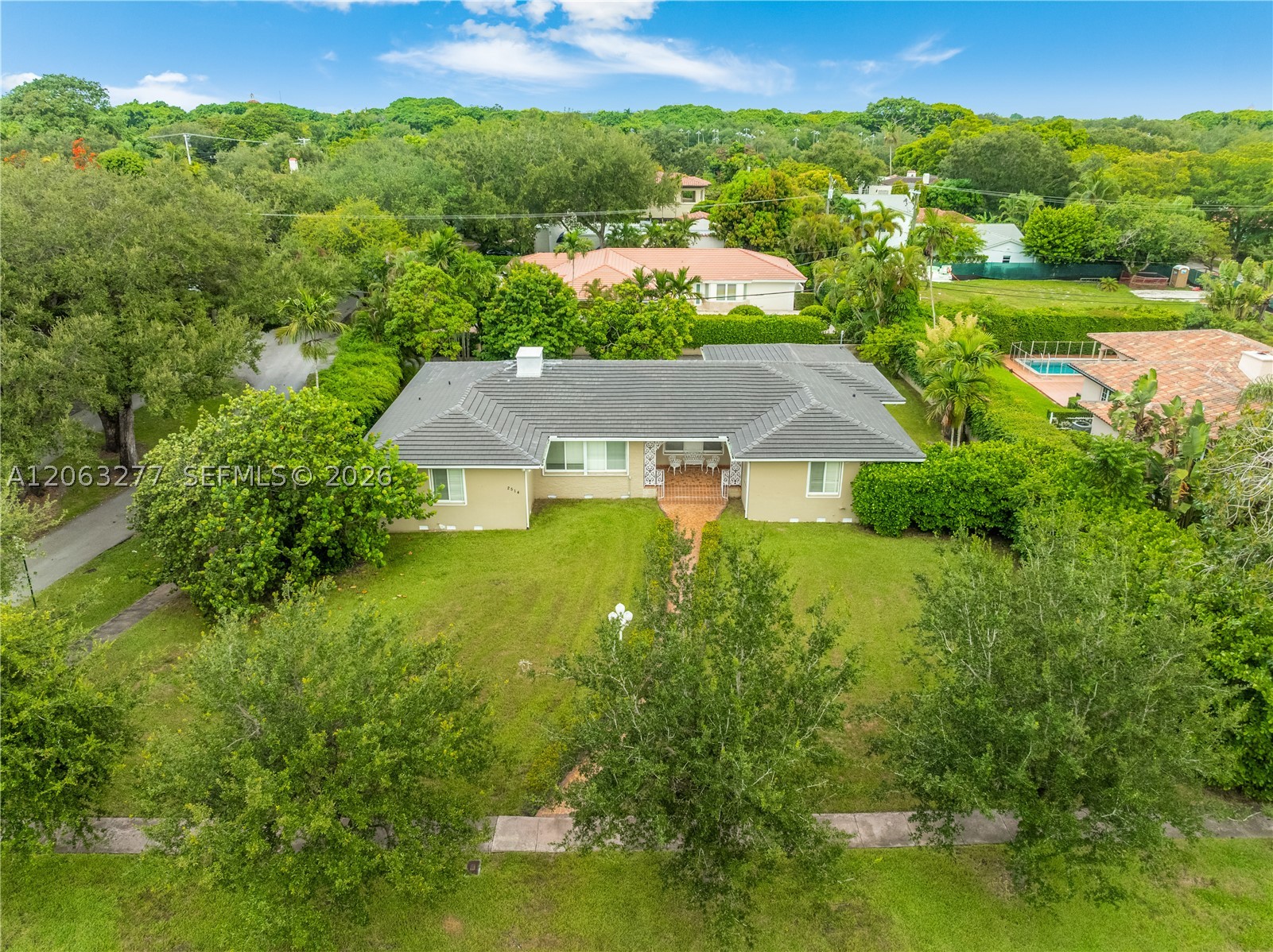 2514 E Granada Blvd #n/a, Coral Gables FL 33134