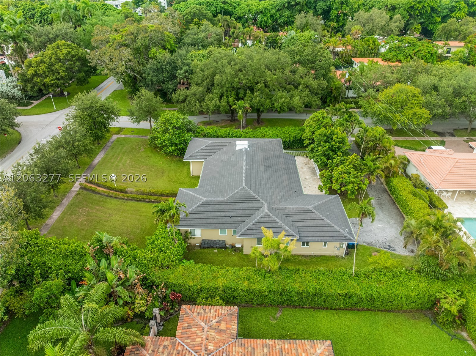 2514 E Granada Blvd #n/a, Coral Gables FL 33134