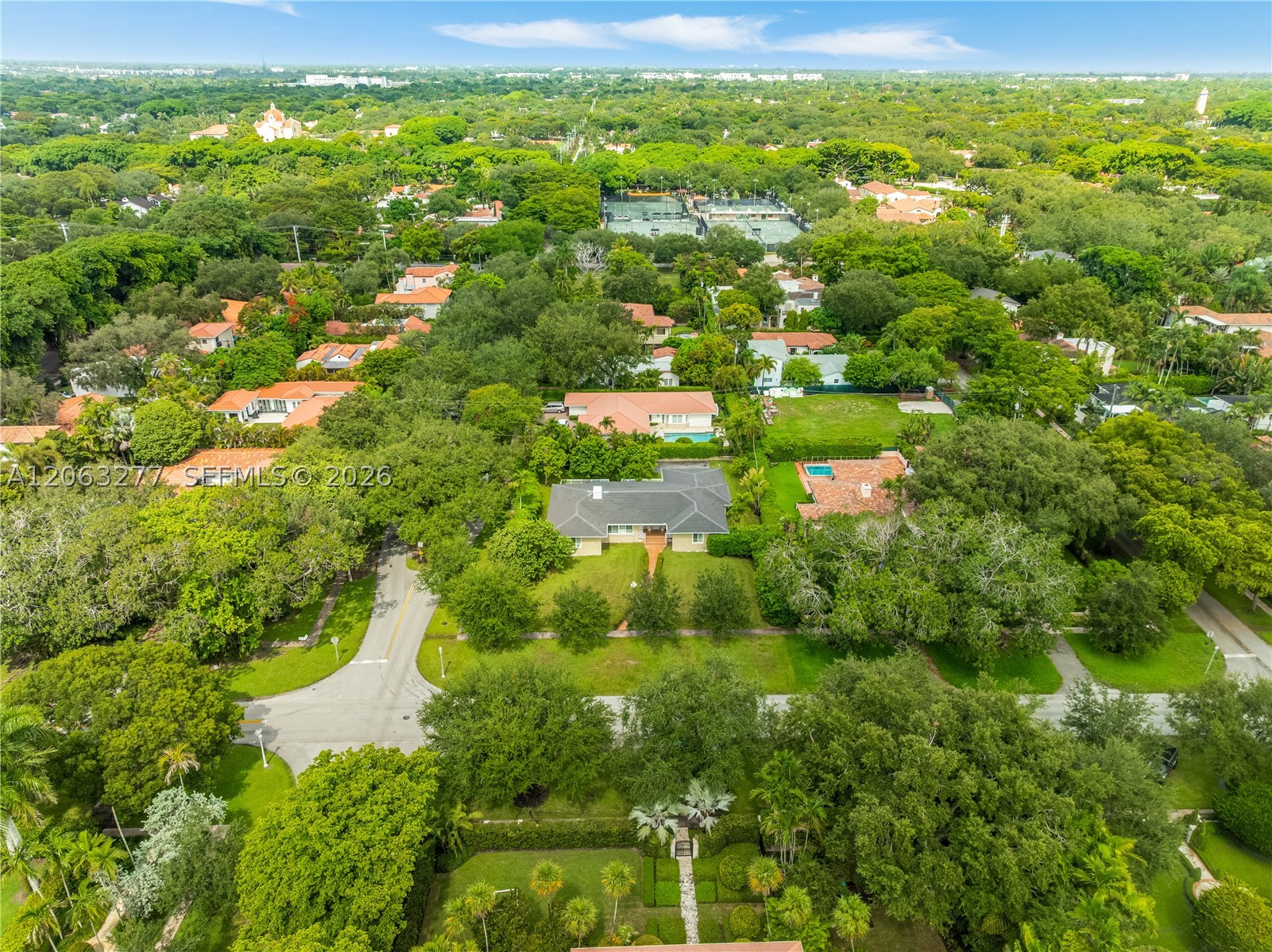 2514 E Granada Blvd #n/a, Coral Gables FL 33134