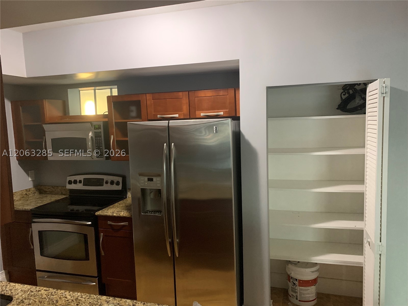 7280 SW 90th St #504, Miami FL 33156
