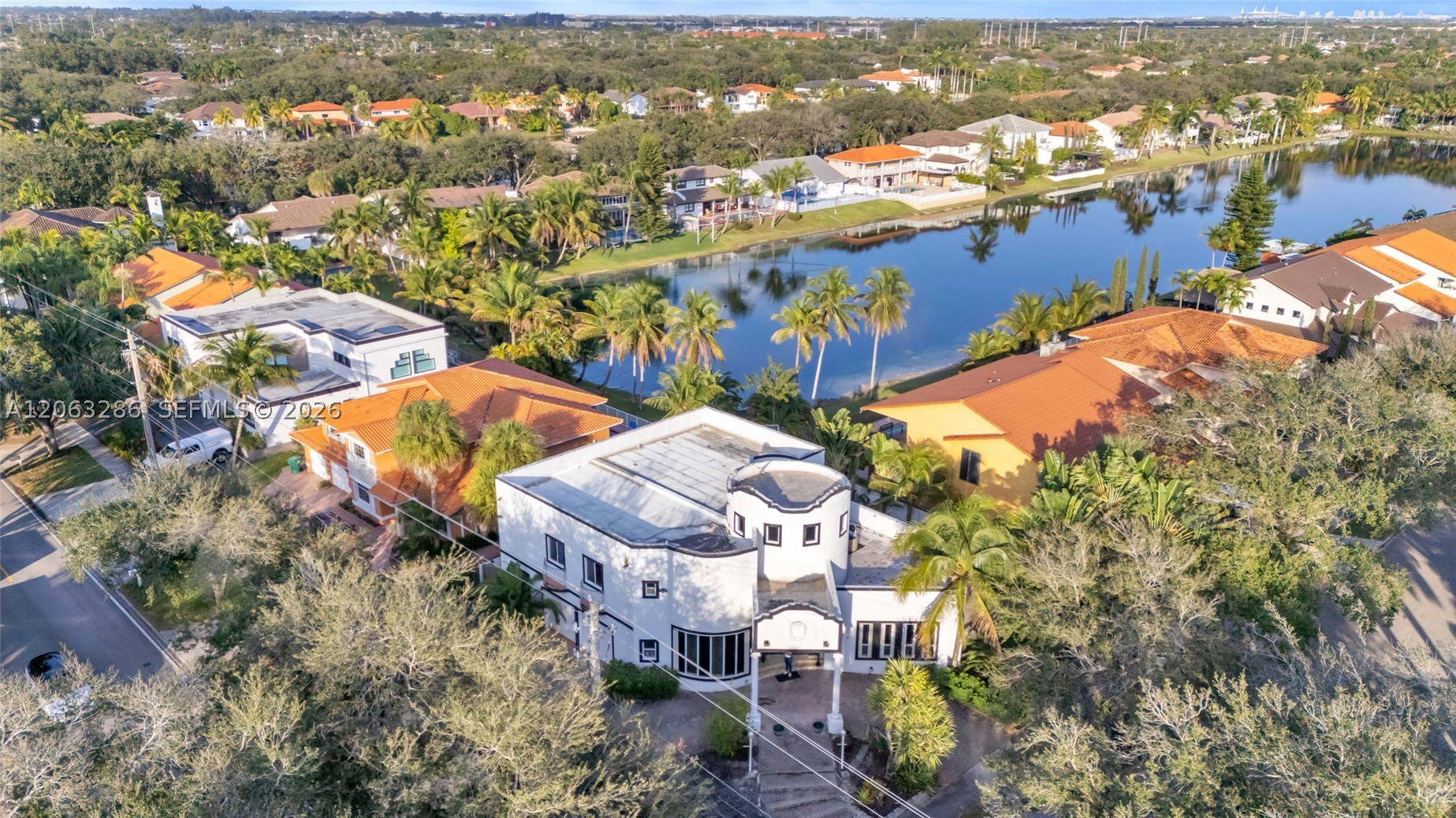 8135 NW 164th Ter #8135, Miami Lakes FL 33016