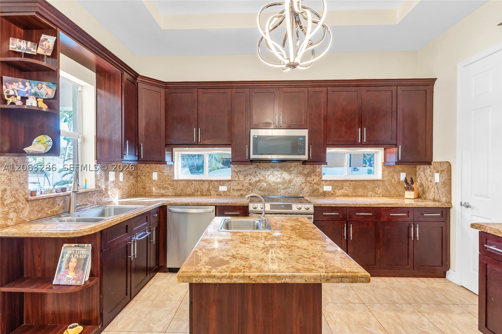 8135 NW 164th Ter #8135, Miami Lakes FL 33016